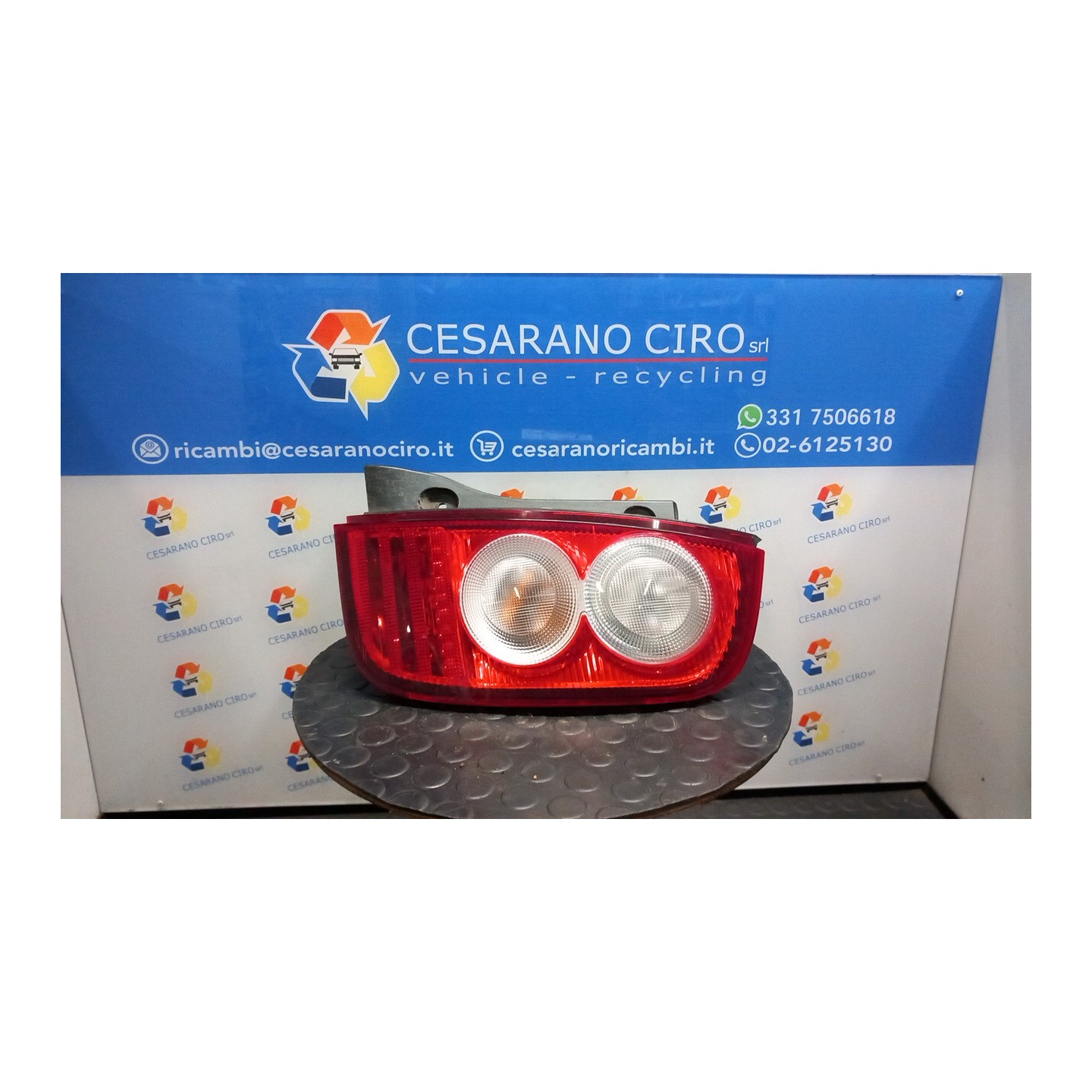 FANALE POST. COMPLETO DX. 104 NISSAN MICRA (K12E) (11/02-05/06) CR12 26550BC500