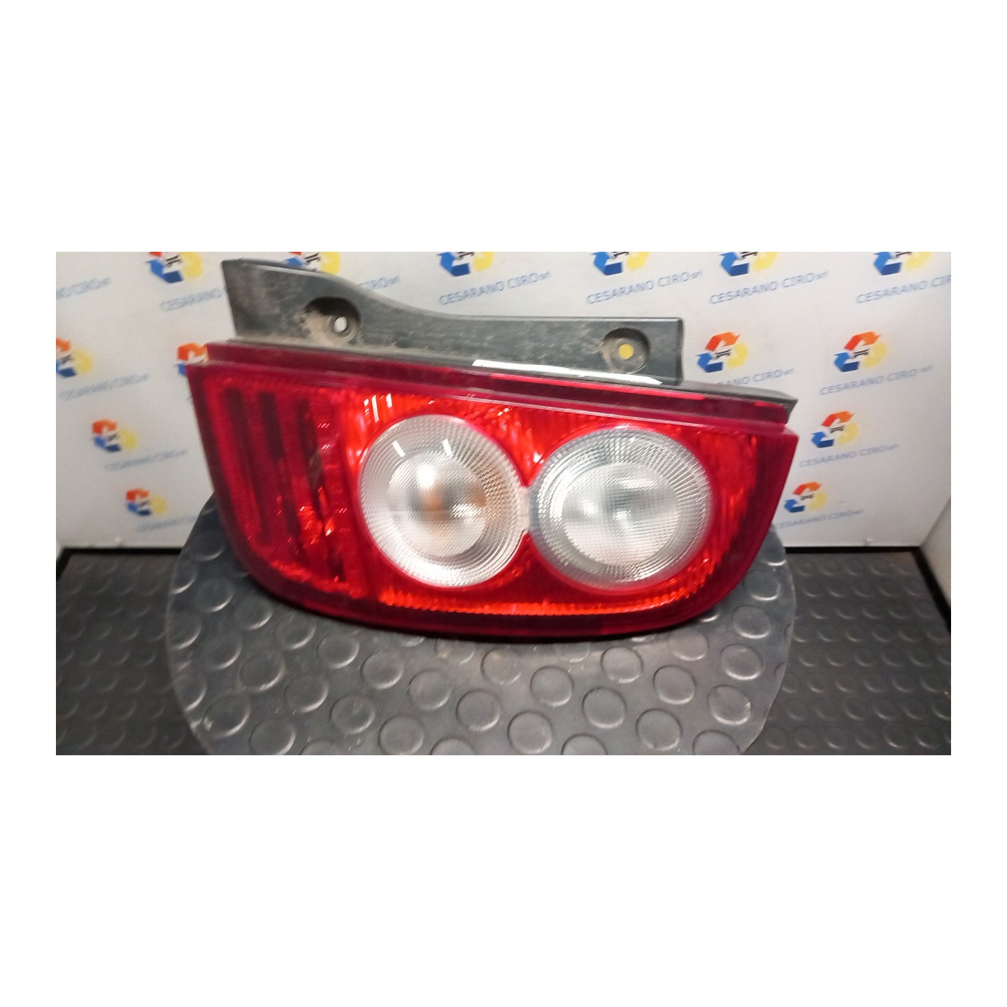 FANALE POST. COMPLETO DX. 104 NISSAN MICRA (K12E) (11/02-05/06) CR12 26550BC500