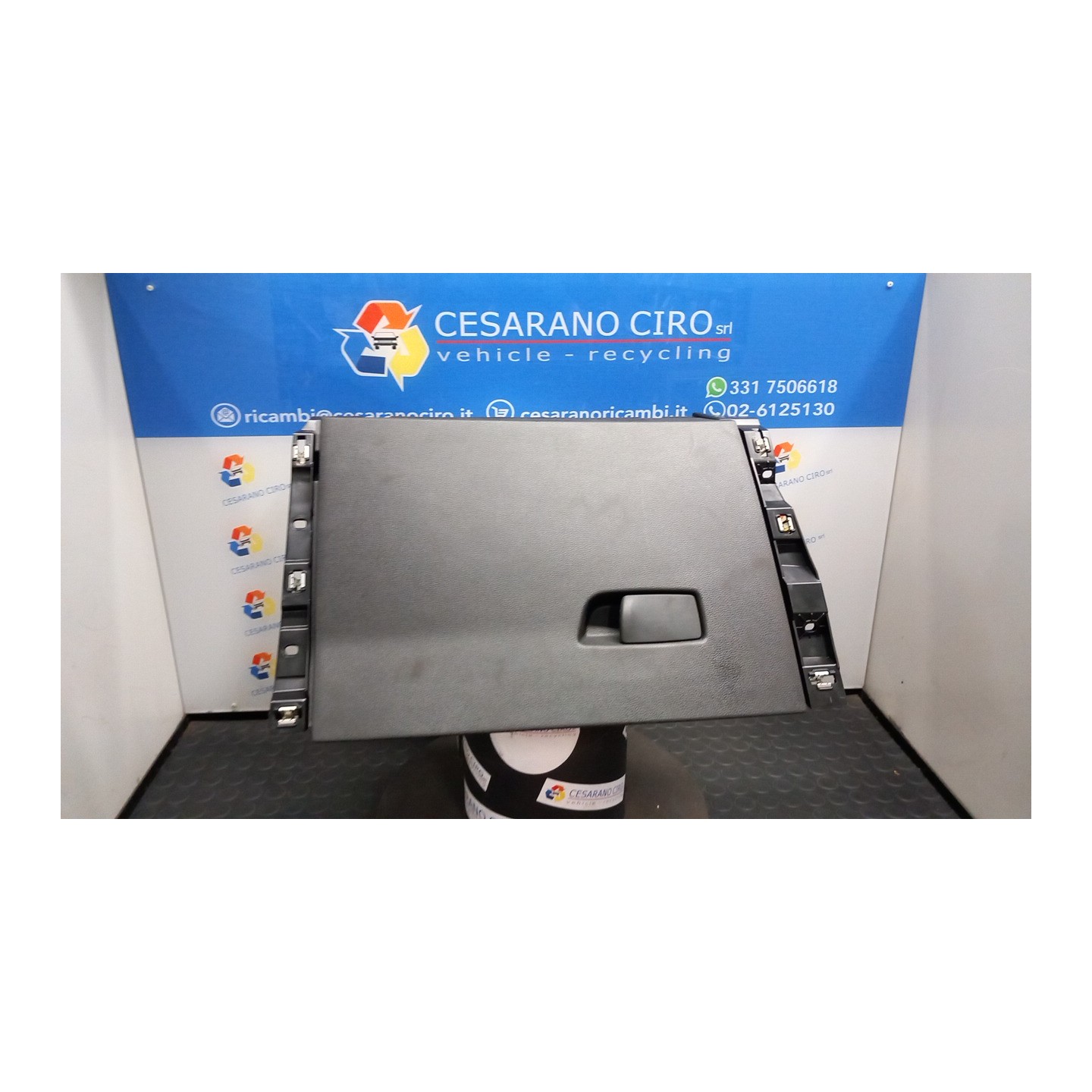PORTAOGGETTI INF. LAT. CRUSCOTTO 144 RENAULT CLIO 5A SERIE (07/23-) H4DE4 681081375R
