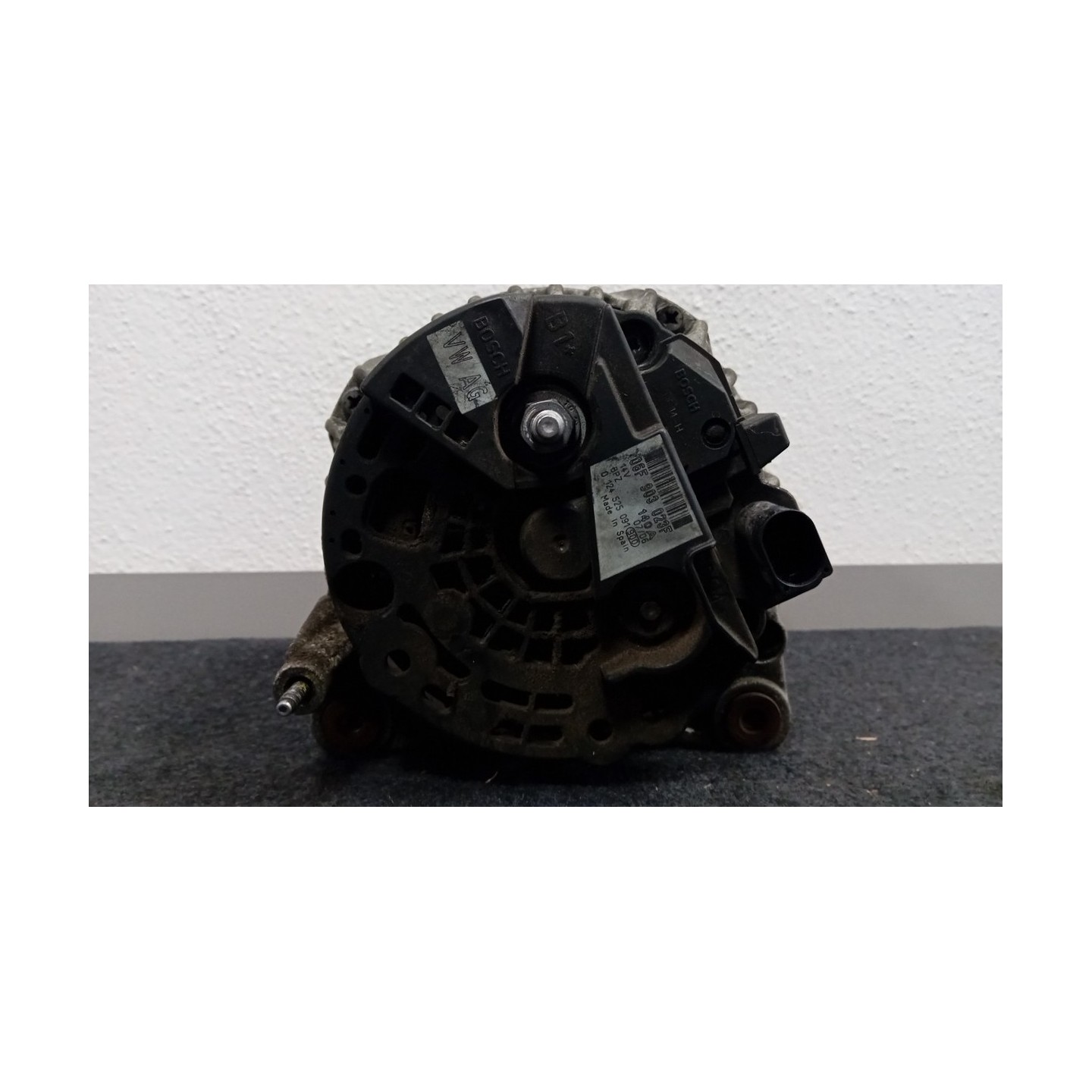 ALTERNATORE 140AMP BOSCH 075 AUDI A1 (8X) (05/10-03/19)  06F903023F