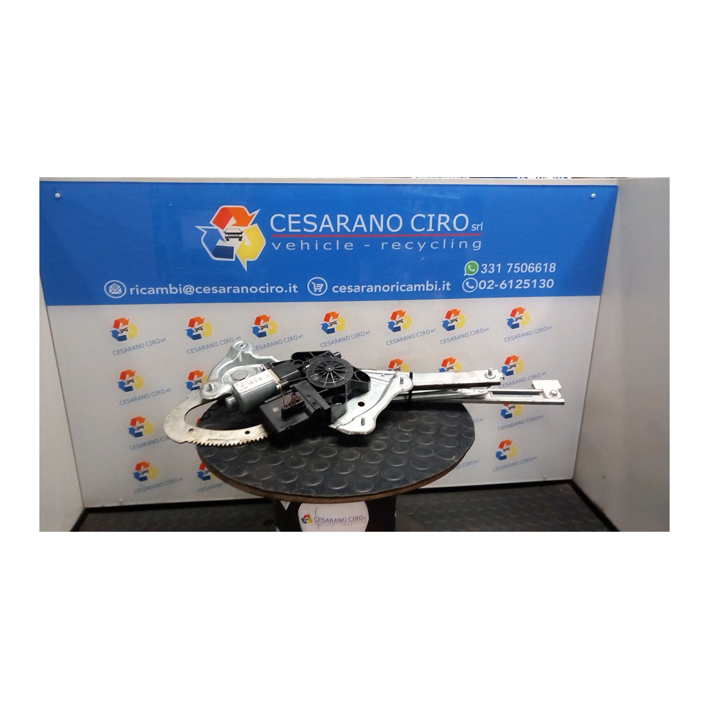 ALZACRISTALLO ELETTR. PORTA ANT. DX. 024 RENAULT MEGANE 3A SERIE (10/08-) F4RL8 807206454R
