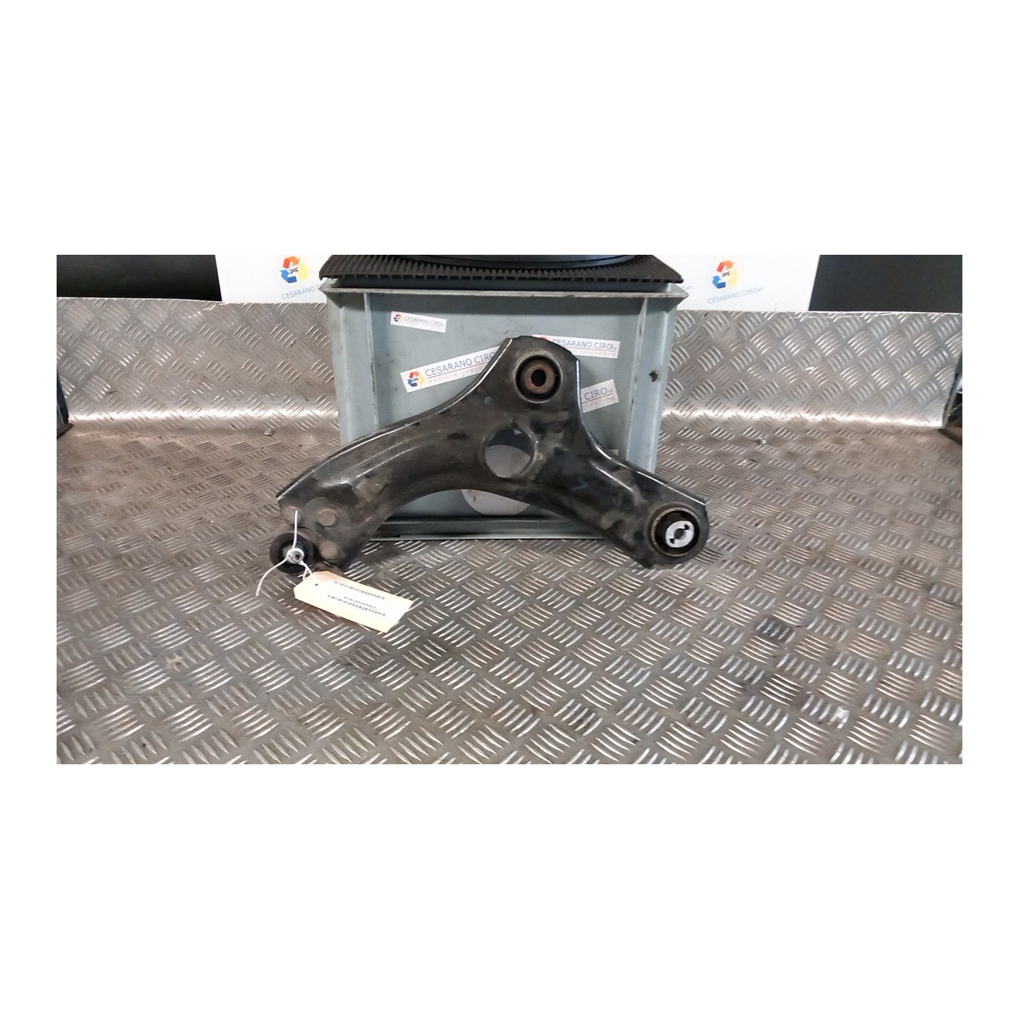 BRACCIO OSCILLANTE SOSP. ANT. SX. 076 RENAULT CLIO 5A SERIE (07/23-) H4DE4 545019665R