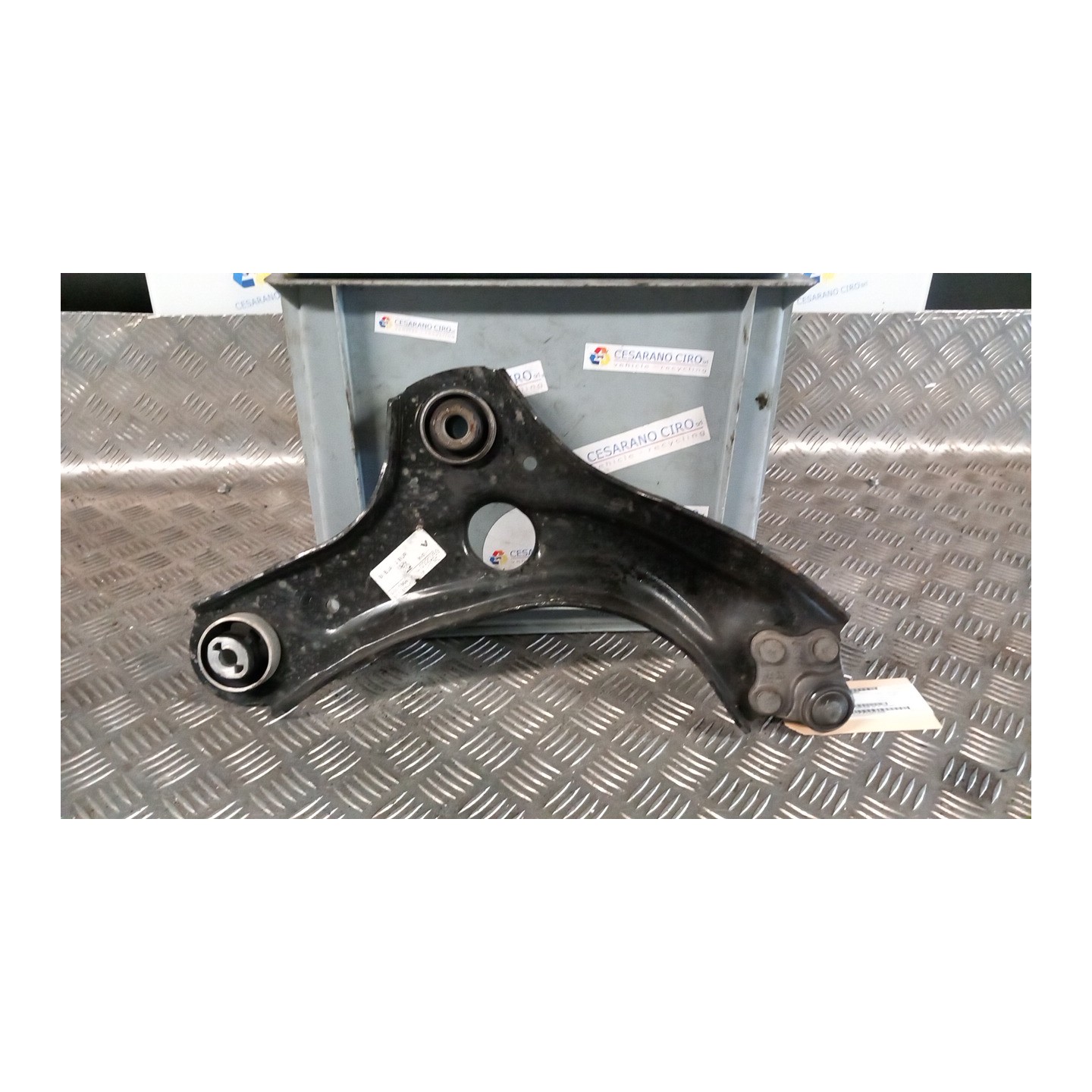 BRACCIO OSCILLANTE SOSP. ANT. SX. 076 RENAULT CLIO 5A SERIE (07/23-) H4DE4 545019665R