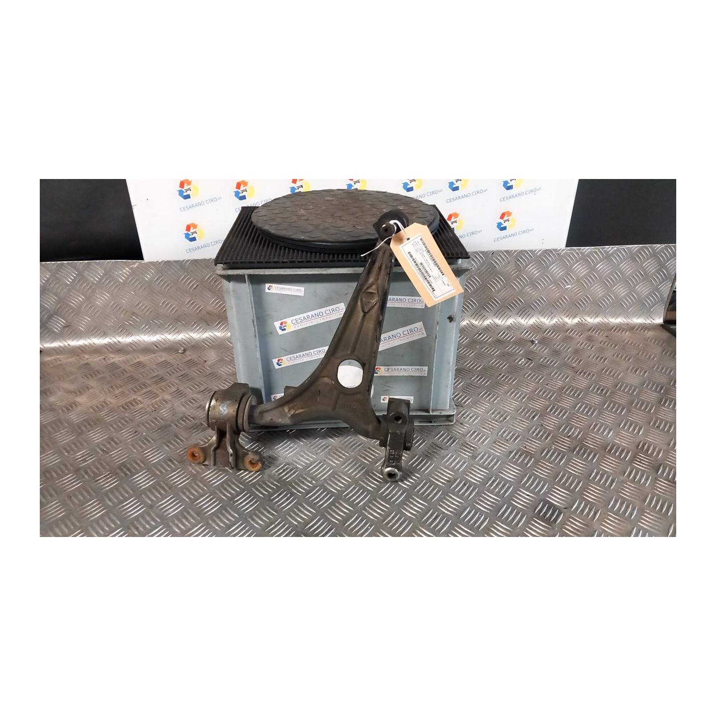 BRACCIO OSCILLANTE SOSP. ANT. SX. 080 CITROEN JUMPY 3A SERIE (11/06-05/16) RHR 3520R8