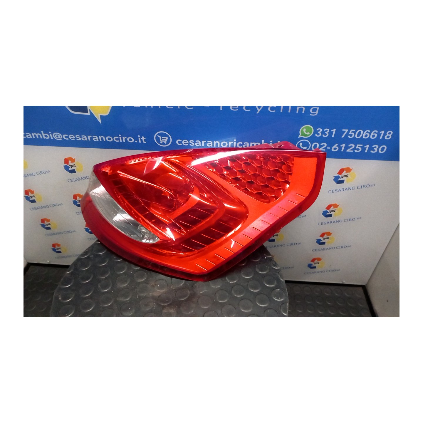 FANALE POST. DX. 011 FORD FIESTA (CB1) (09/08-10/13) STJB 1709552