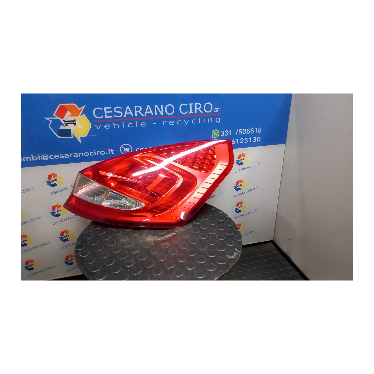 FANALE POST. DX. 011 FORD FIESTA (CB1) (09/08-10/13) STJB 1709552