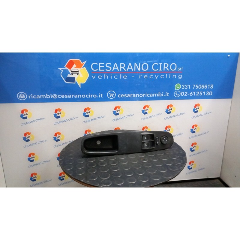 BLOCCO COMANDI ALZACRISTALLI E RETROVISORI EST. 021 FIAT PUNTO EVO (3J) (08/09-07/13) 350A1000 735500050
