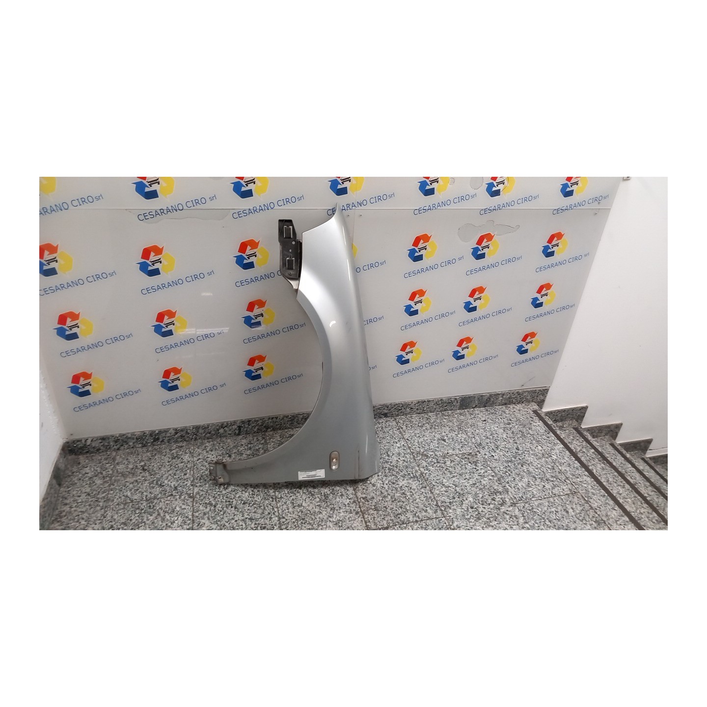 PARAFANGO ANT. SX. 086 VOLKSWAGEN PASSAT (3B) (10/00-03/06) AVB 3B0821105E