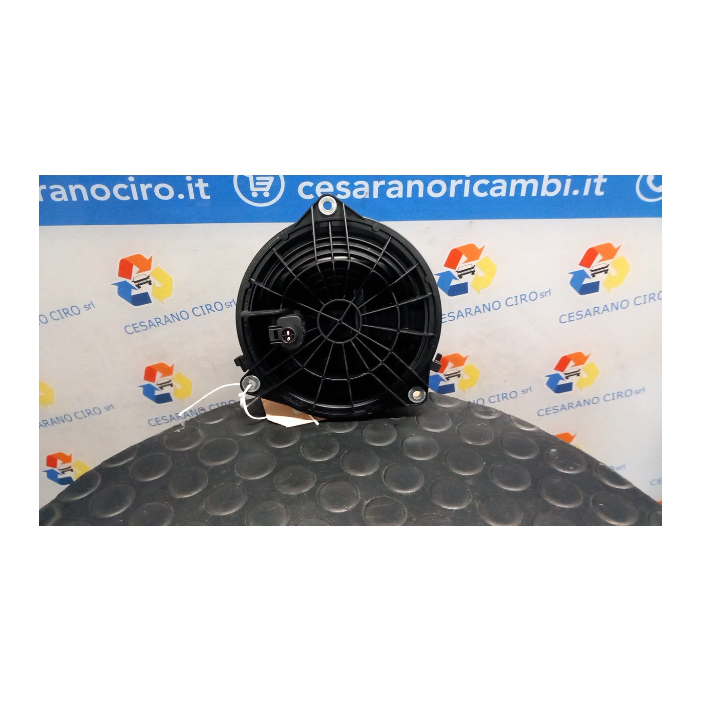 MANIGLIA PORTELLO POST. 062 VOLKSWAGEN GOLF (5K/AJ) (09/08-) CBZ 6R0827469DULM