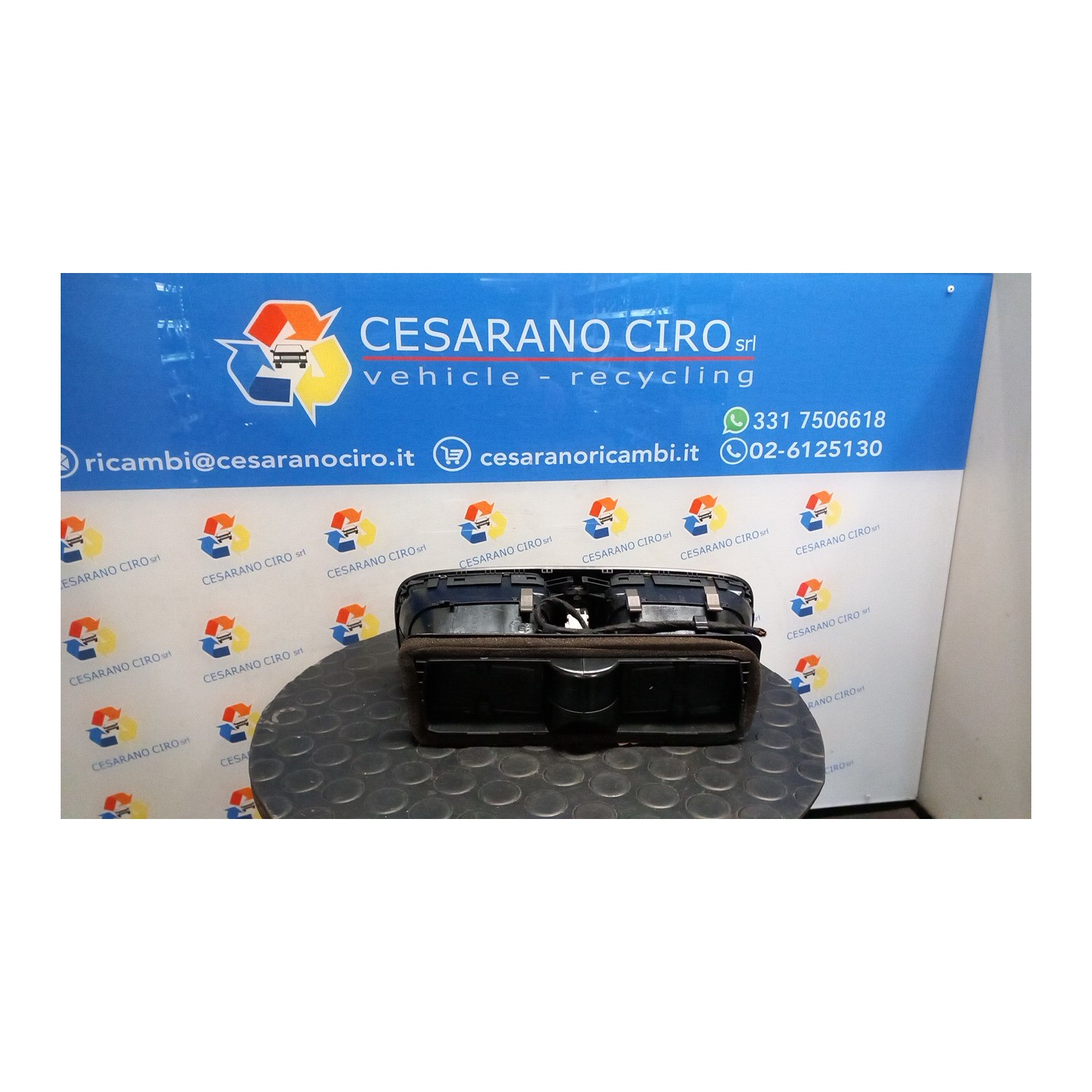 BOCCHETTA ARIA CENTR. CRUSCOTTO 065 VOLKSWAGEN GOLF (5K/AJ) (09/08-) CBZ 5K0819728NVAL