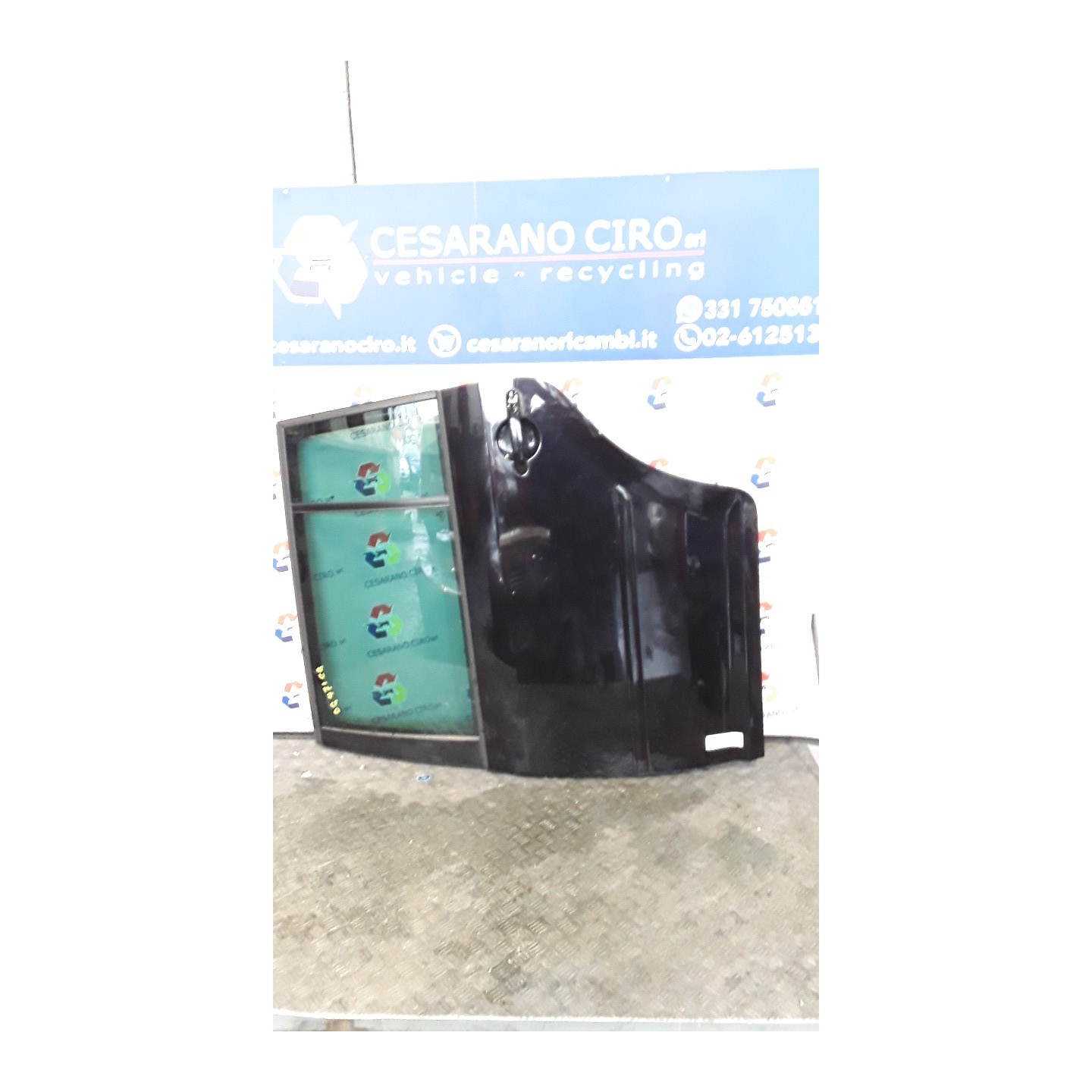 PORTA POST. SX. 076 VOLKSWAGEN TOURAN (1T) (02/03-11/10) BSX 1T0833055R