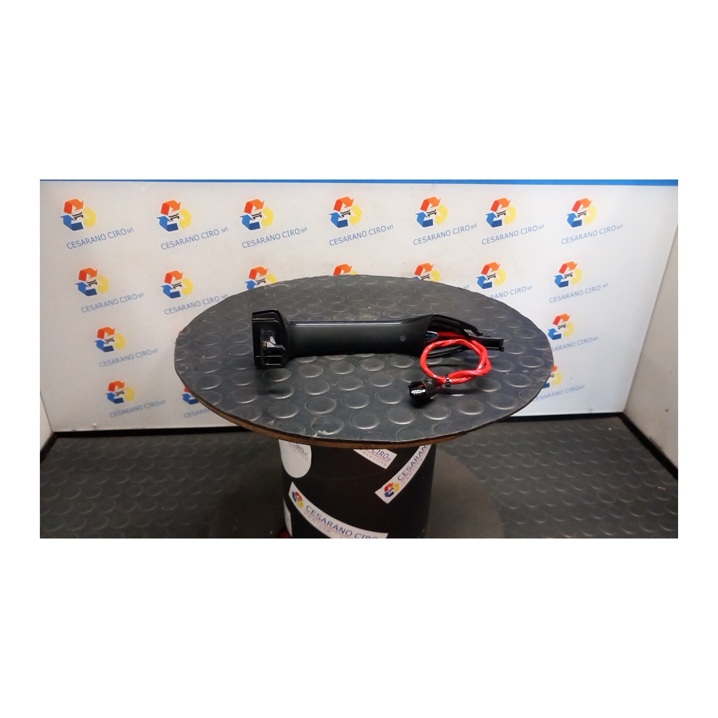 MANIGLIA PORTA ANT. SX. 097 KIA SPORTAGE 5A SERIE (12/21-) G4FP 82651R2000