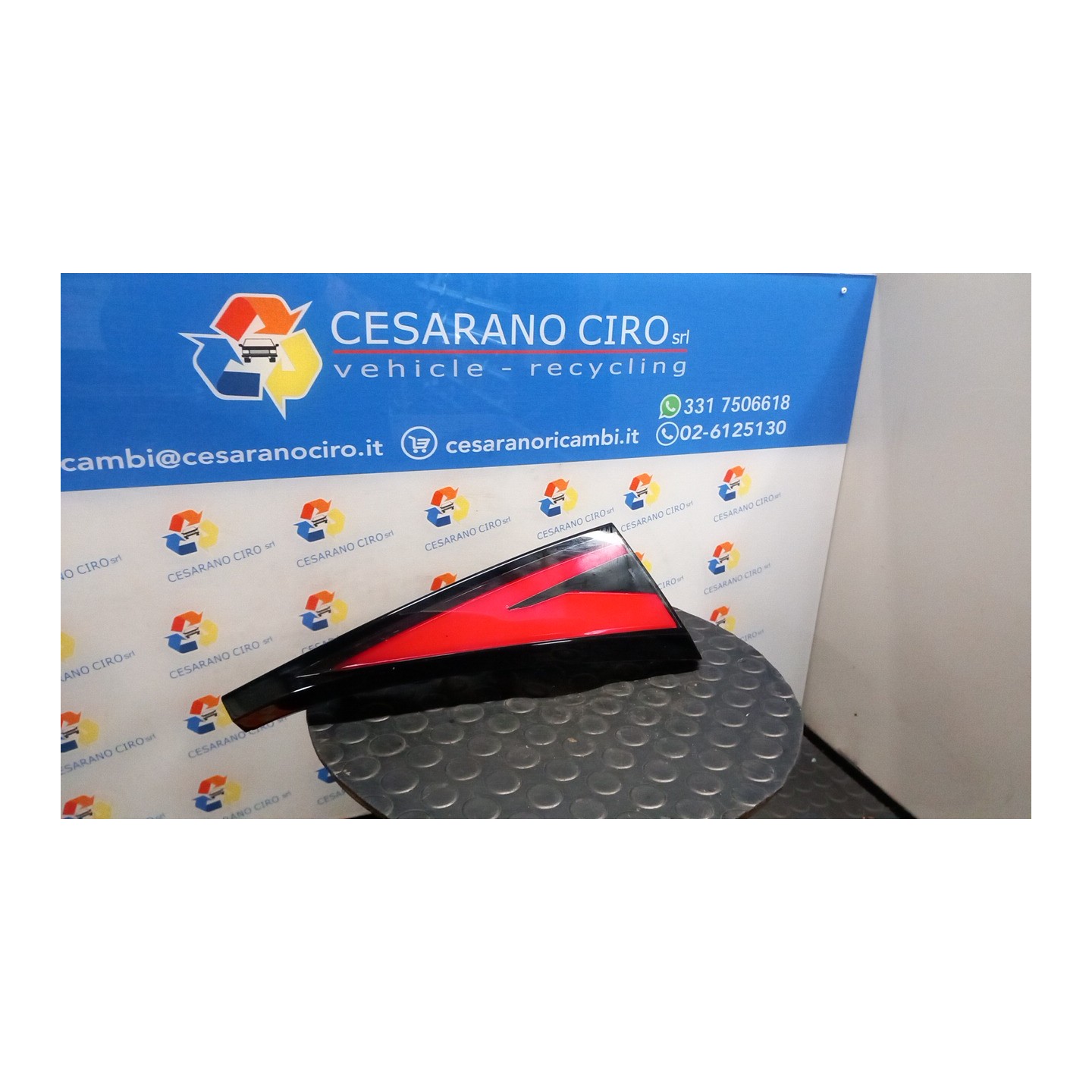 FANALE POST. PARTE INT. DX. 105 KIA SPORTAGE 5A SERIE (12/21-) G4FP 92404R2000