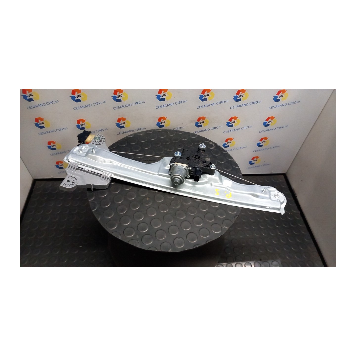 ALZACRISTALLO ELETTR. PORTA POST. SX. 110 KIA SPORTAGE 5A SERIE (12/21-) G4FP 83403R2000