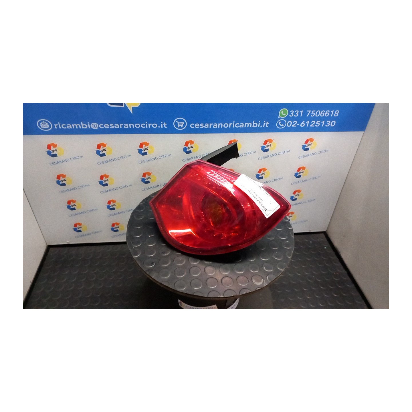 FANALE POST. PARTE EST. DX. 120 ALFA ROMEO GIULIETTA (X7) (03/10-10/13) 940A2000 50513612