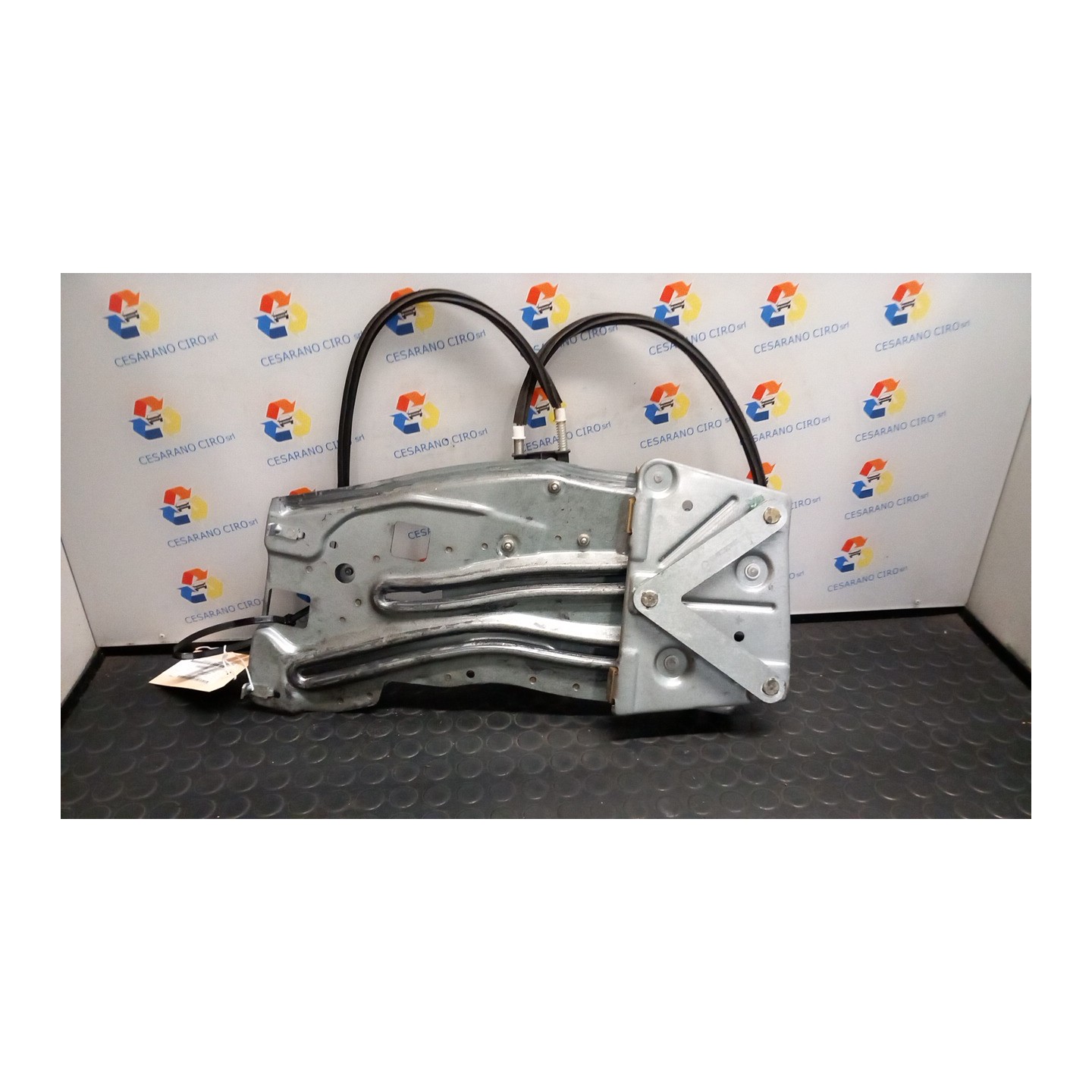 ALZACRISTALLO PARAFANGO POST. SX. 056 CITROEN C3 PLURIEL (05/03-11/10) 8HX 922383