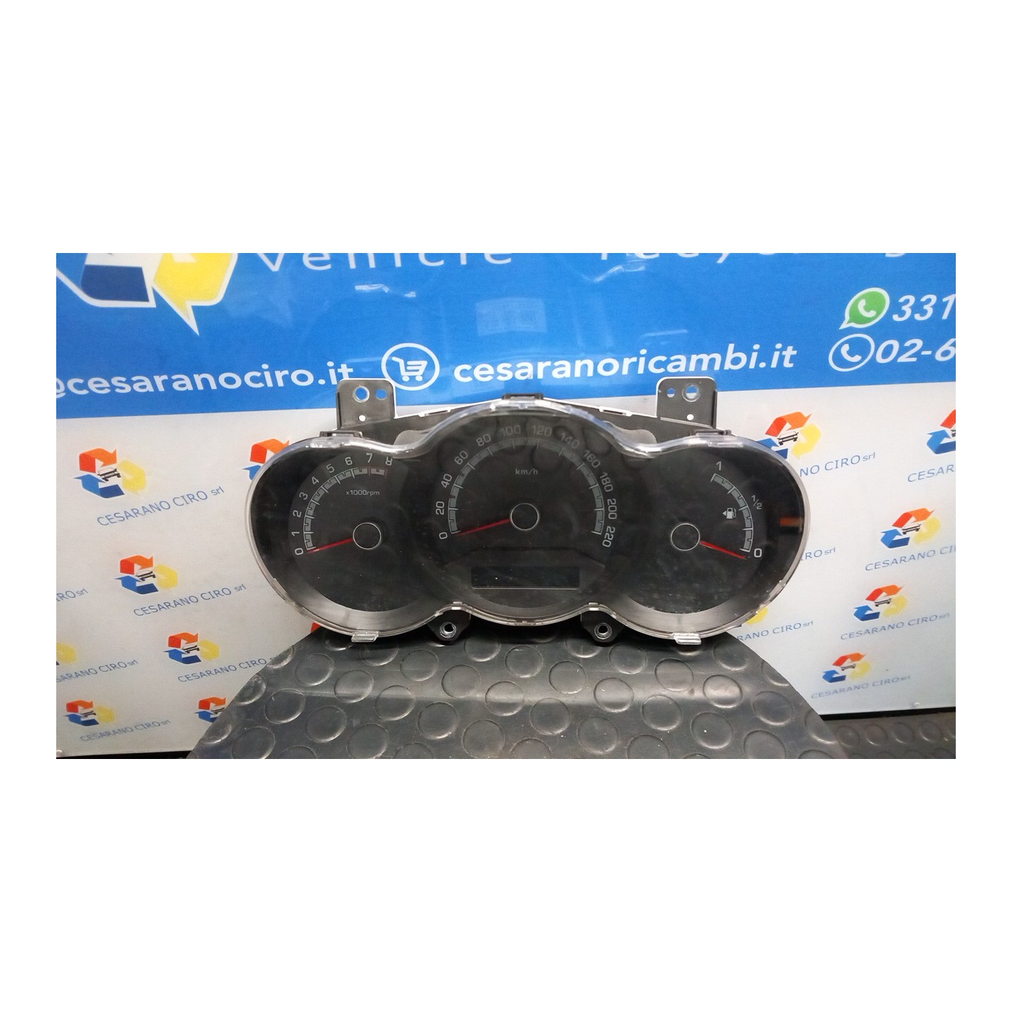 QUADRO STRUMENTI COMPL. 081 KIA VENGA (01/10-) G4FA 940011P790