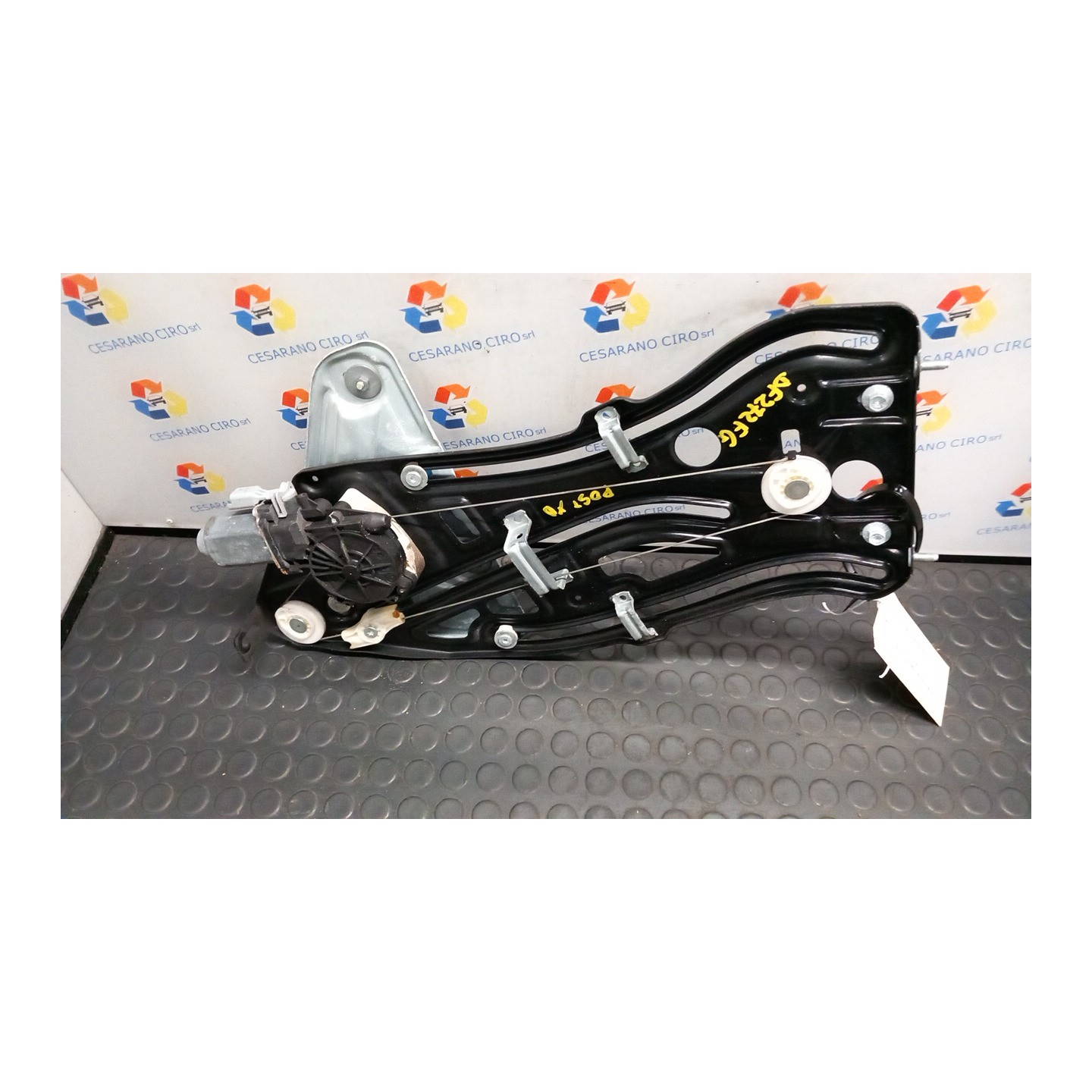 ALZACRISTALLO PARAFANGO POST. DX. 091 PEUGEOT 207 (04/06-06/09) 9HZ 9224C2