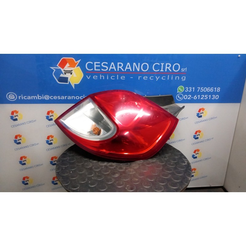 FANALE POST. DX. 097 RENAULT CLIO 3A SERIE (05/09-) D4FD7 8200886946