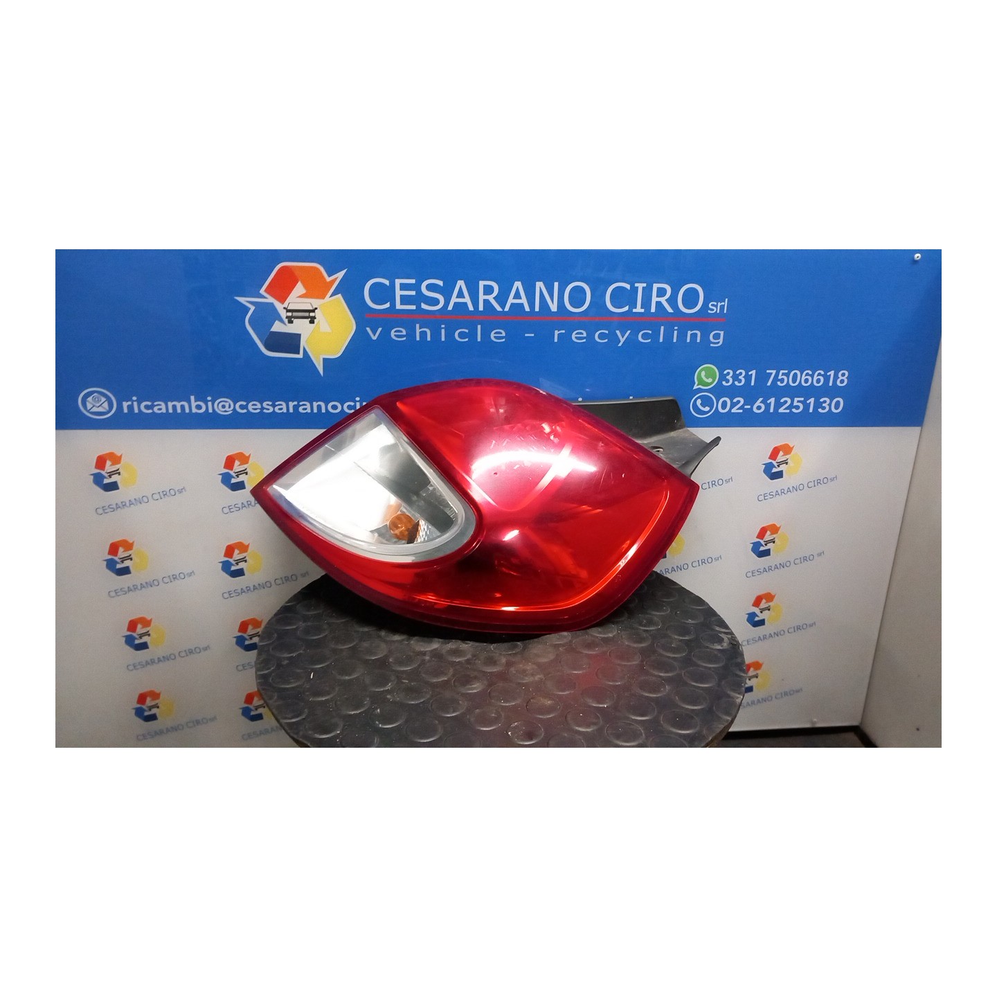 FANALE POST. DX. 097 RENAULT CLIO 3A SERIE (05/09-) D4FD7 8200886946