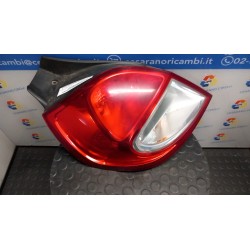FANALE POST. SX. 098 RENAULT CLIO 3A SERIE (05/09-) D4FD7 8200886944