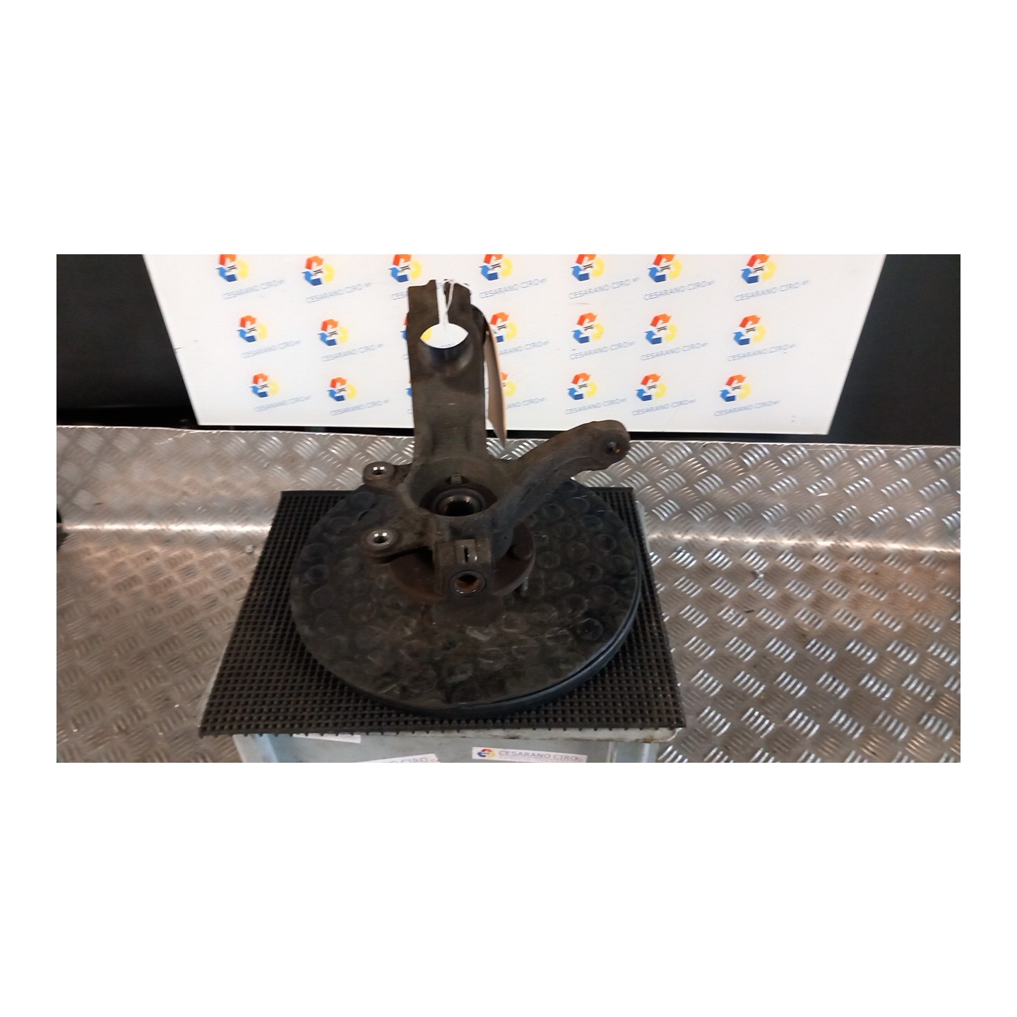 MONTANTE SOSP. ANT. C/CUSCINETTO DX. 119 FORD FIESTA (CBK) (12/05-12/08) F6JB 1474308