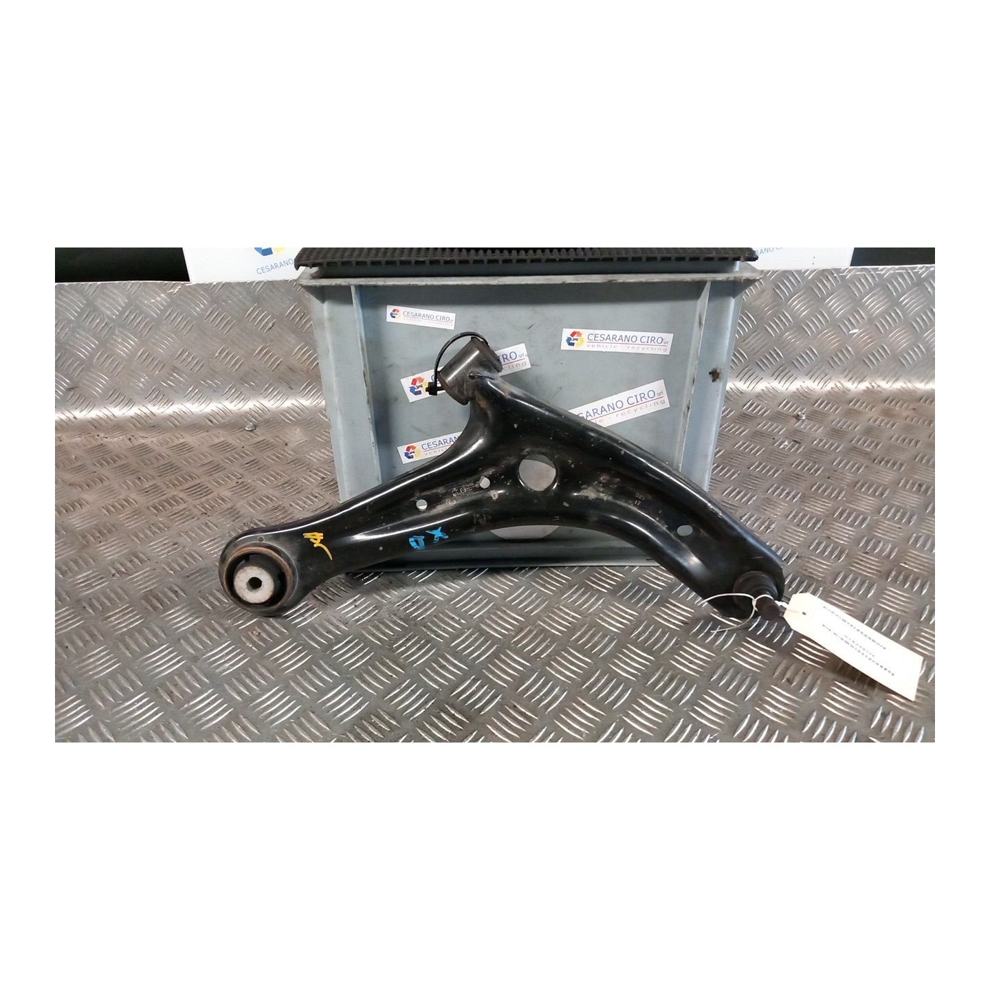BRACCIO OSCILLANTE SOSP. ANT. DX. 056 FORD B-MAX (CB2) (07/12-) XUJB 1751952
