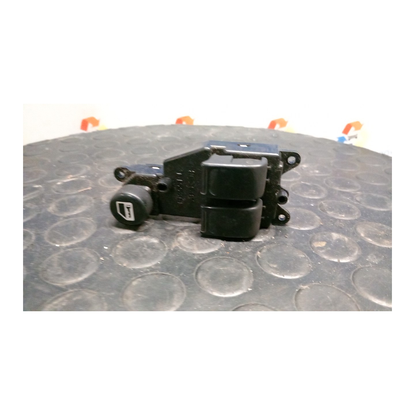 BLOCCO COMANDI ALZACRISTALLI 065 OPEL AGILA (H00) (04/00-09/04) Z10XE 9206746