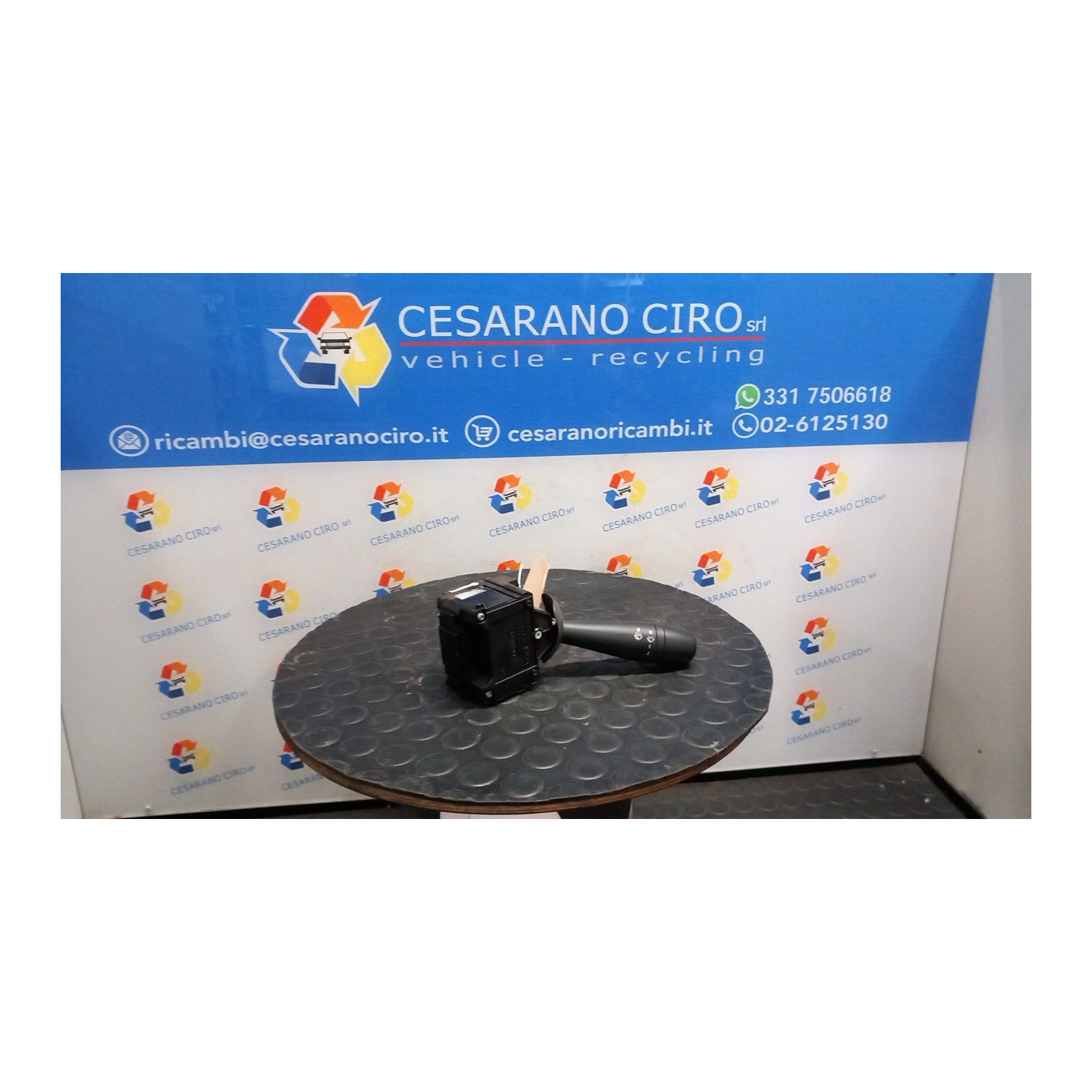 BLOCCO COMANDI TERGICRISTALLI 181 DACIA DOKKER FURGONE (11/12-) K7MA8 8201168003