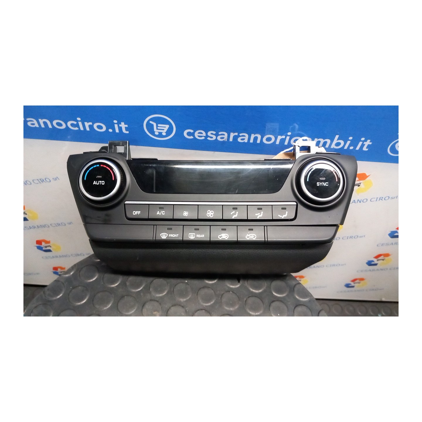 BLOCCO COMANDO CLIMATIZZAZIONE C/A/C AUT. 083 HYUNDAI TUCSON (07/15-12/18) G4FD 97250D7200TRY