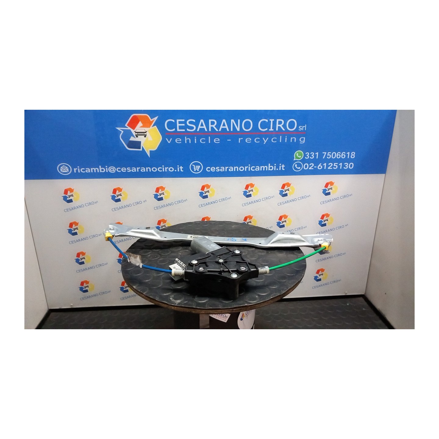 ALZACRISTALLO ELETTR. PORTA ANT. SX. 005 OPEL CORSA (X15) (12/14-12/19) B14XER 13447038