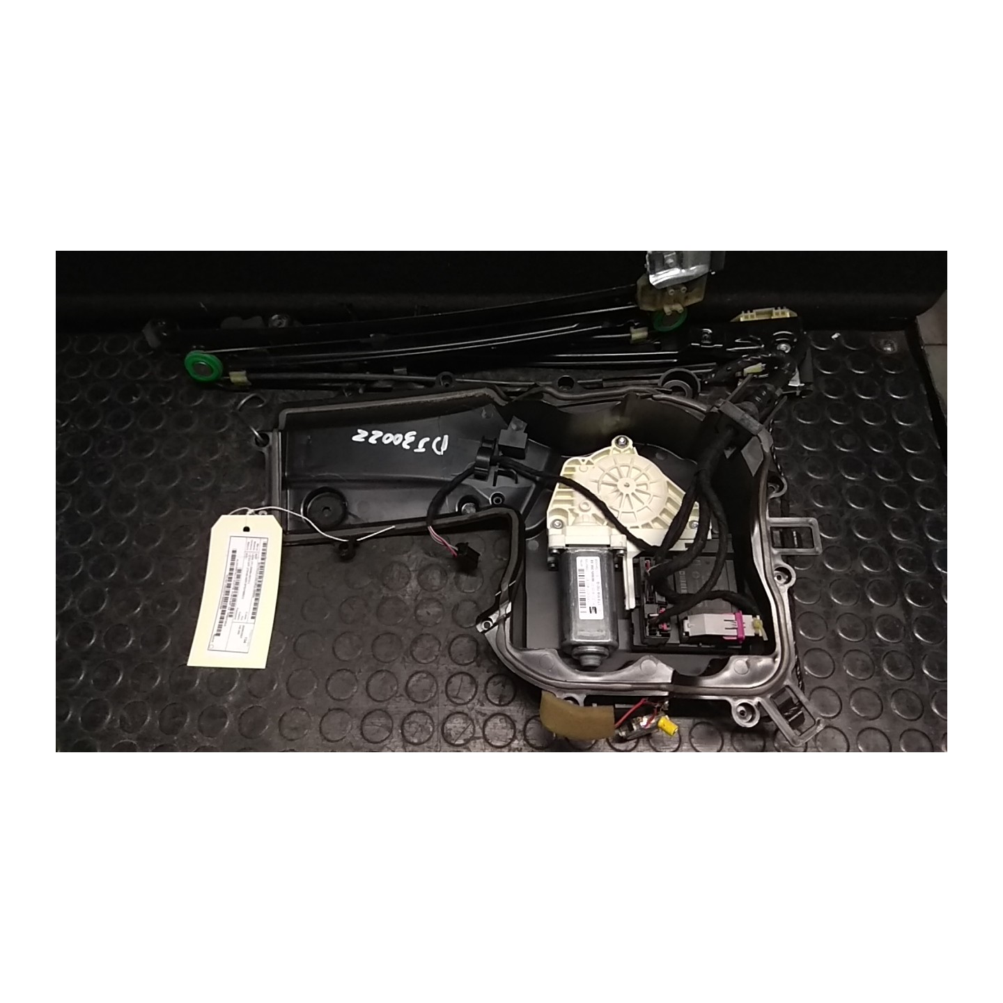 ALZACRISTALLO ELETTR. PORTA ANT. DX. 004 SEAT LEON (1P) (06/05-02/13) BLS 1P0837462A