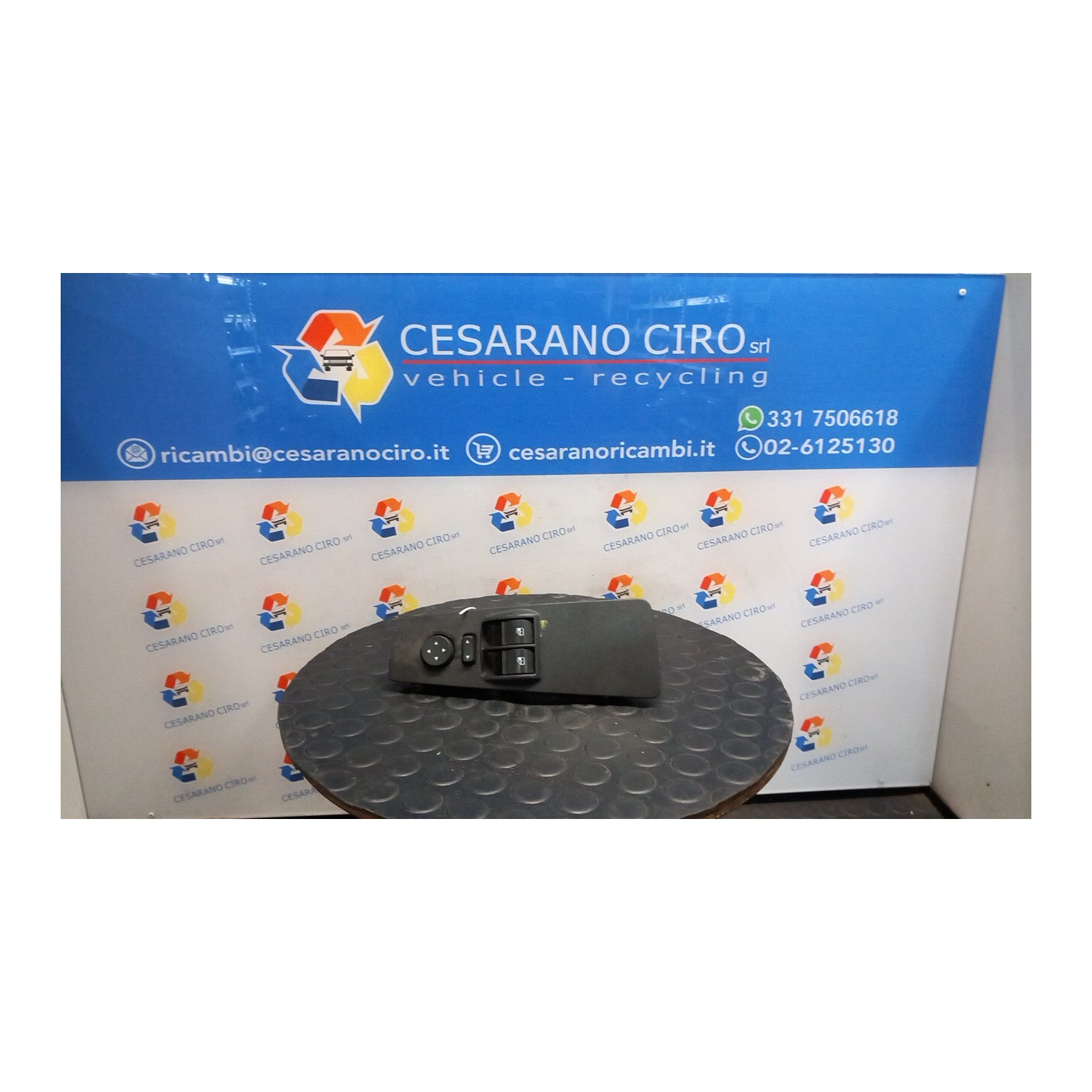 BLOCCO COMANDI ALZACRISTALLI E RETROVISORI EST. SX. 044 FIAT GRANDE PUNTO (2Y) (06/05-12/08 350A1000 735411026