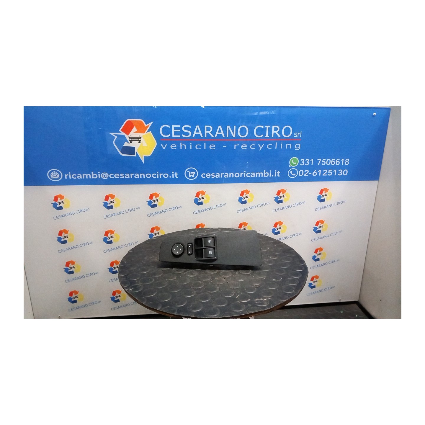 BLOCCO COMANDI ALZACRISTALLI E RETROVISORI EST. SX. 023 FIAT GRANDE PUNTO (2Y) (06/05-12/08 199A4000 735411026