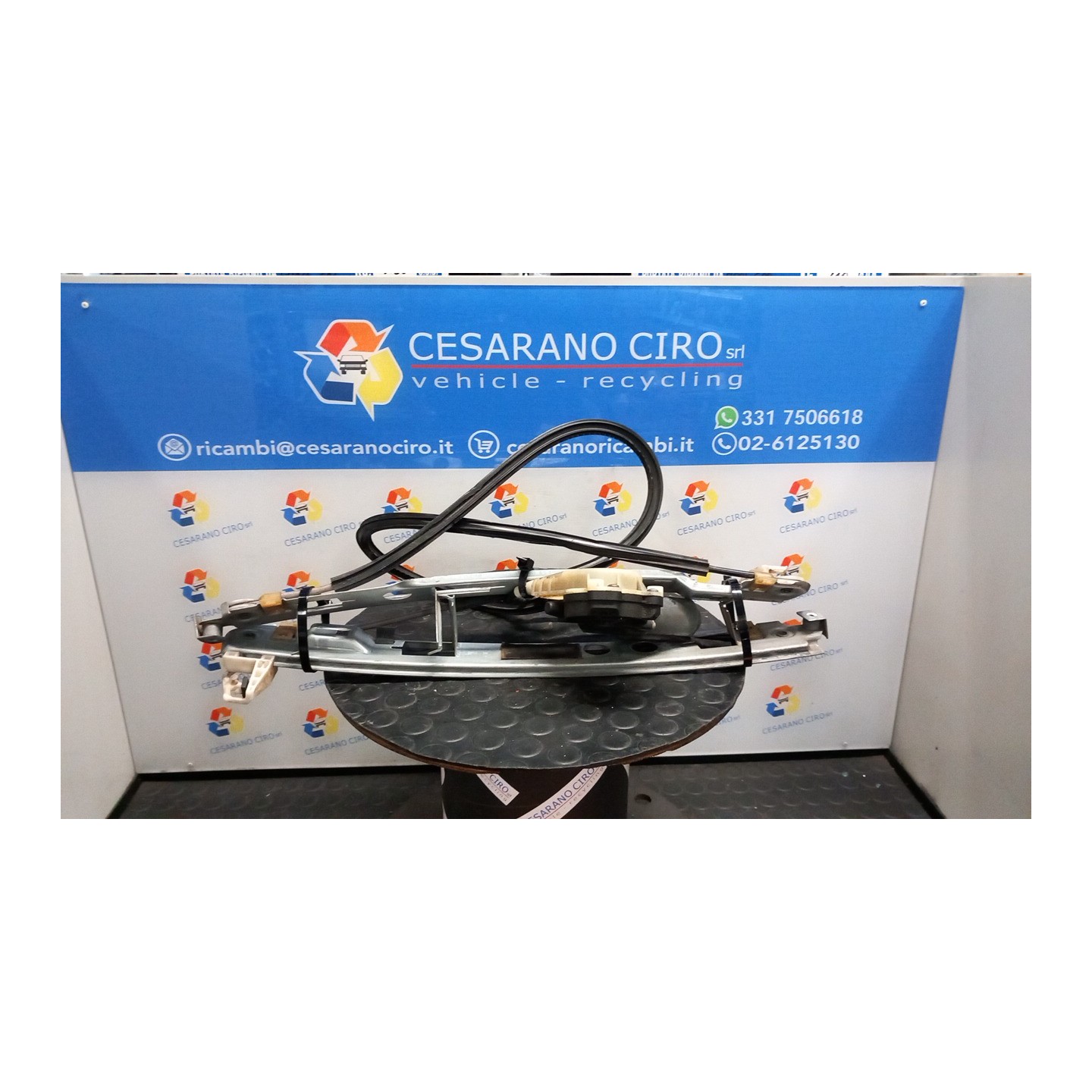 ALZACRISTALLO ELETTR. PORTA ANT. C/MOTORINO DX. 051 RENAULT MEGANE 2A SERIE (09/02-02/06) K9KP7 8200075938