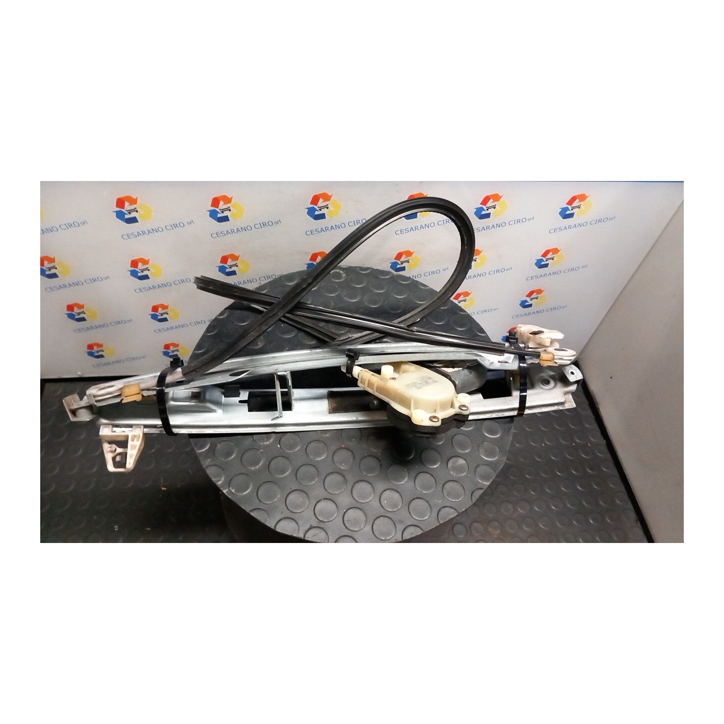 ALZACRISTALLO ELETTR. PORTA ANT. C/MOTORINO DX. 051 RENAULT MEGANE 2A SERIE (09/02-02/06) K9KP7 8200075938