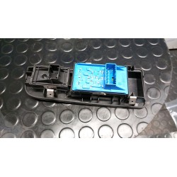 BLOCCO COMANDI ALZACRISTALLI E RETROVISORI EST. ALZACRISTALLO ELETTRICO POST SX. 010 FIAT GRANDE PUNTO (2Y) (06/05-12/08 199A300