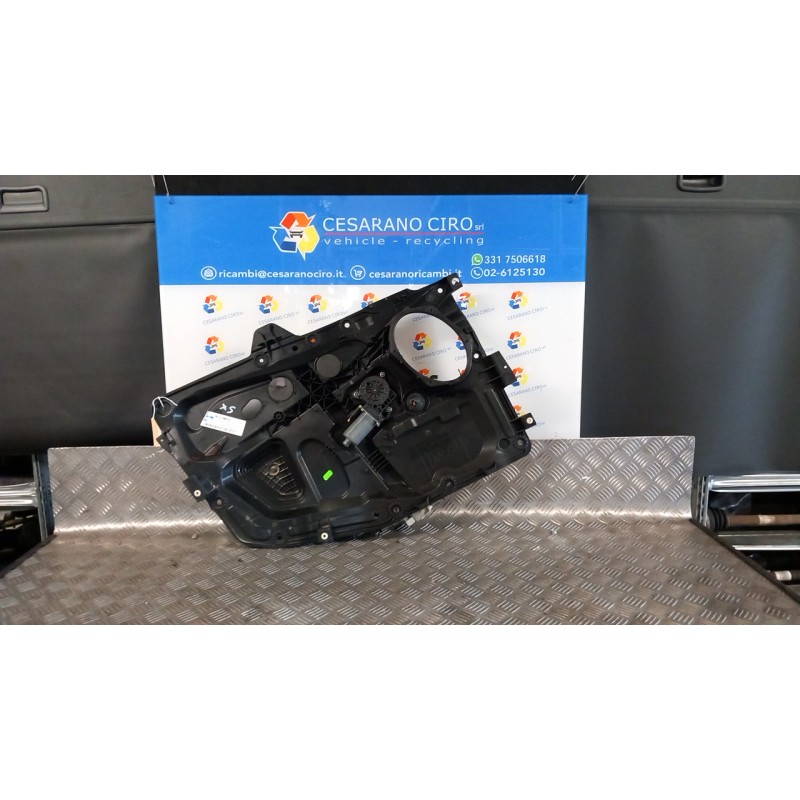 ALZACRISTALLO ELETTR. PORTA ANT. C/MOTORINO SX. 018 FORD FIESTA (CBK) (03/02-12/05) FUJA 1547734