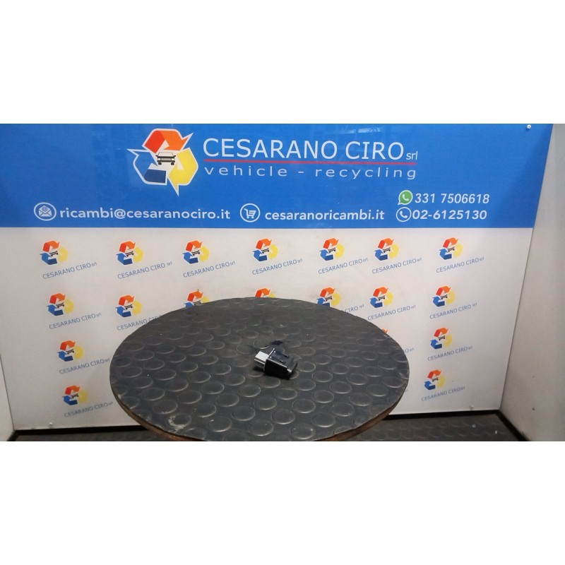 INTERRUTTORE BLOCCO ALZACRISTALLI POST. 077 SEAT IBIZA (6L) (12/01-08/09) BBY 6Q095985901C