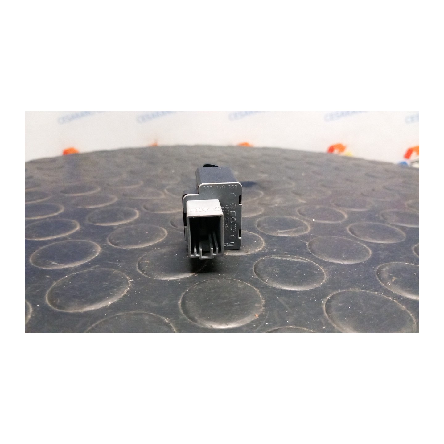 INTERRUTTORE BLOCCO ALZACRISTALLI POST. 077 SEAT IBIZA (6L) (12/01-08/09) BBY 6Q095985901C