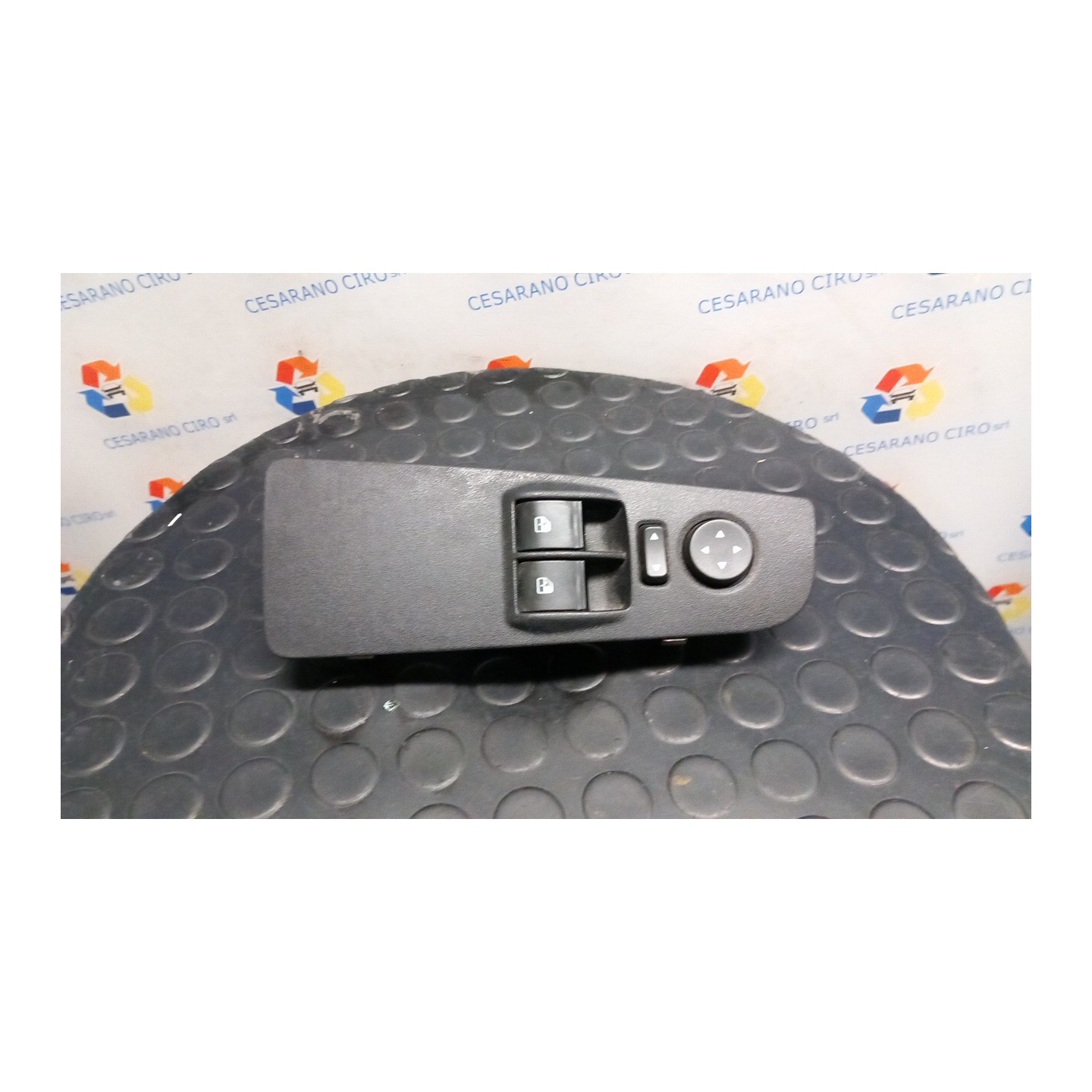 BLOCCO COMANDI ALZACRISTALLI E RETROVISORI EST. 081 FIAT GRANDE PUNTO (3X) (07/09-01/14 199A9000 735474651