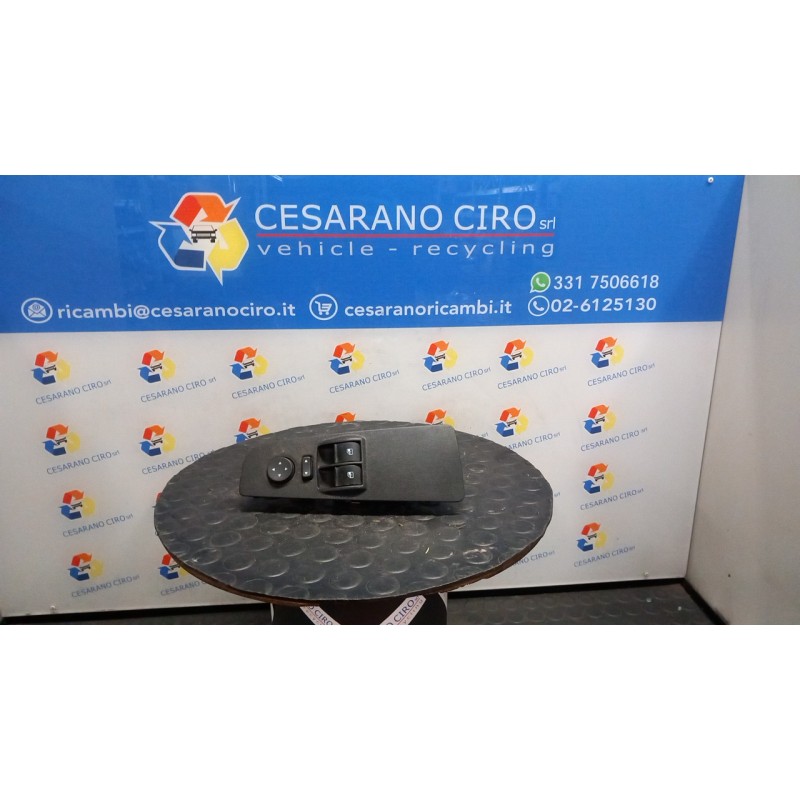 BLOCCO COMANDI ALZACRISTALLI E RETROVISORI EST. SX. 117 FIAT GRANDE PUNTO (2Y) (06/05-12/08 199A2000 735411026