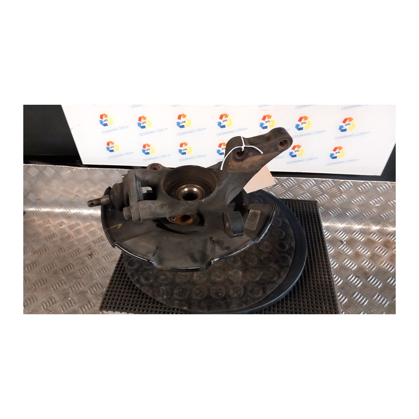 MONTANTE SOSP. ANT. DX. 133 KIA SPORTAGE 2A SERIE (10/04-05/11 G4GC 517162E100
