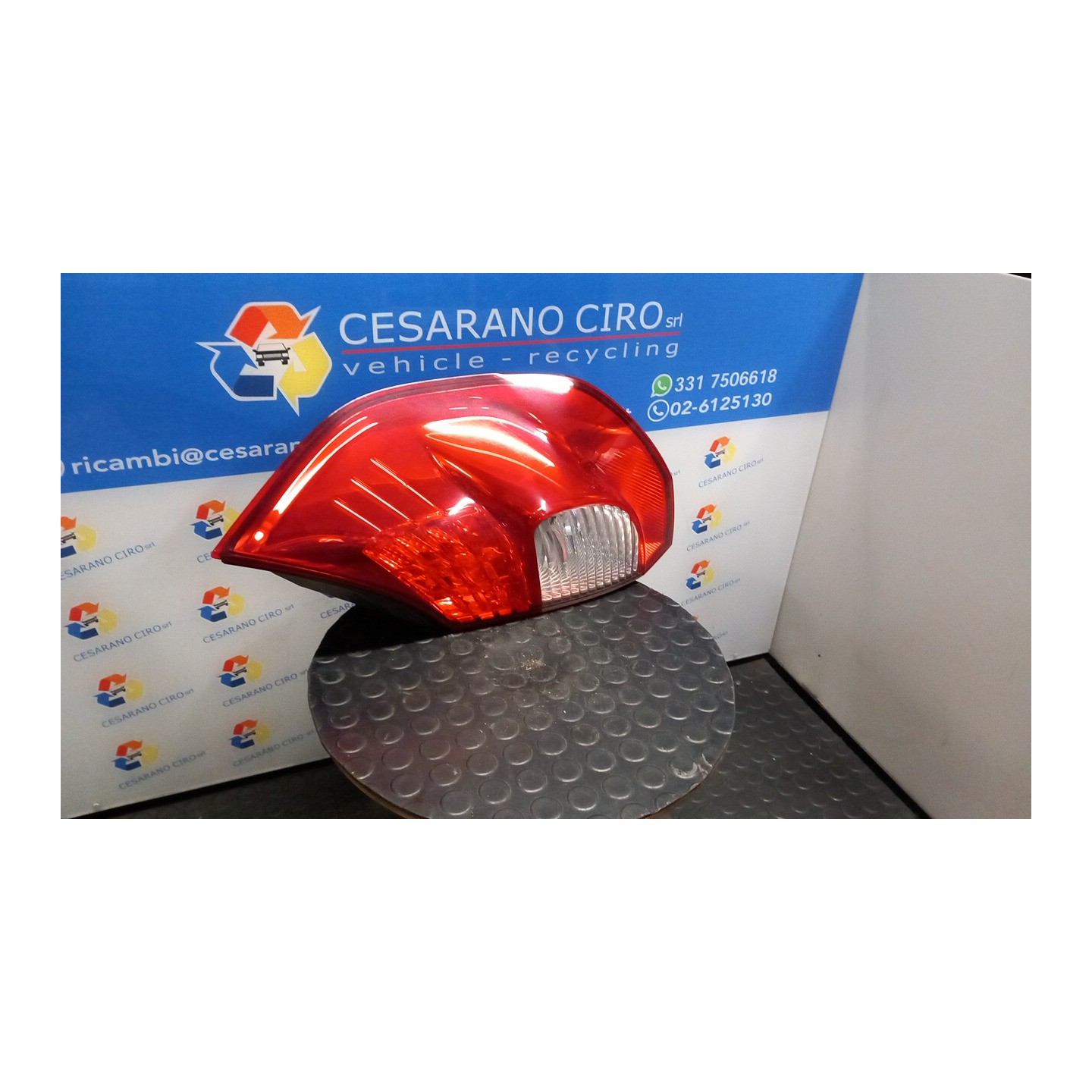FANALE POST. DX. 152 RENAULT SCENIC 2A SERIE (06/03-08/09) F9QK8 8200474327