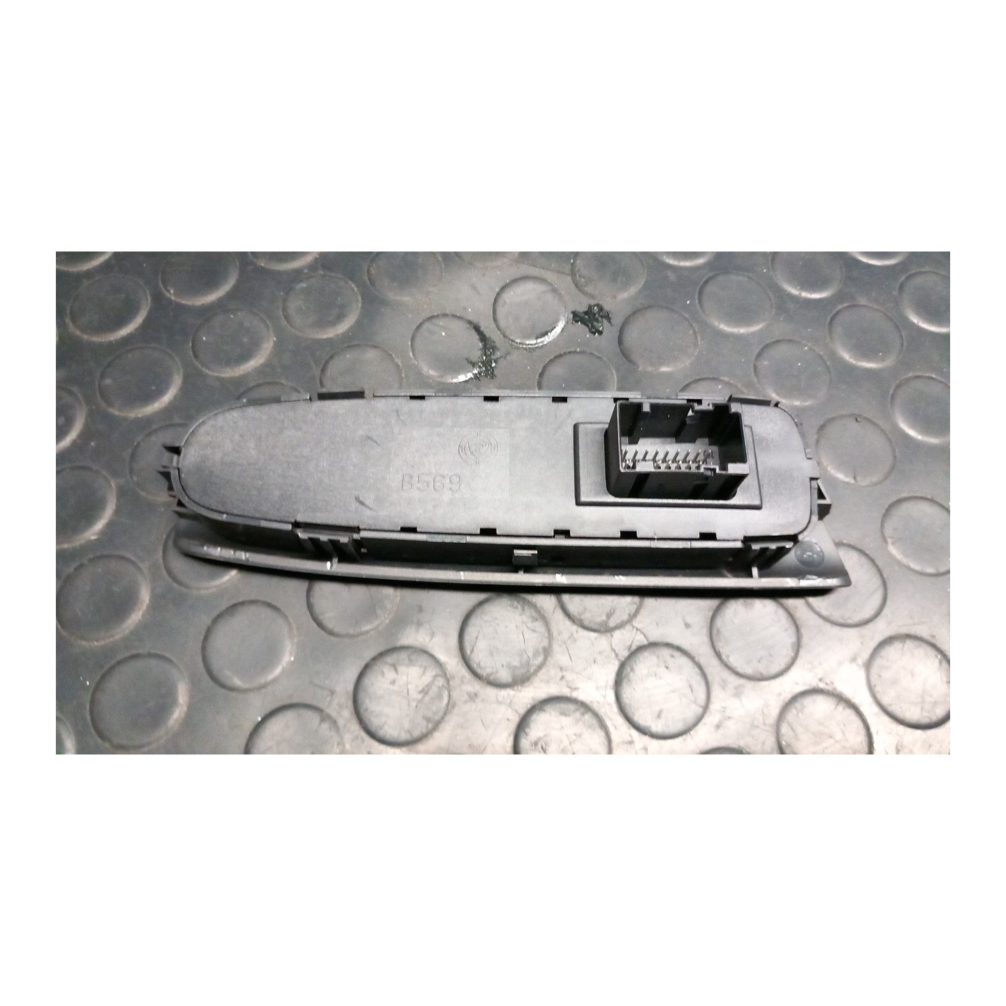 BLOCCO COMANDO ALZACRISTALLI SX. 154 FIAT STILO (2V) (11/03-06/09) 192A8000 735297085