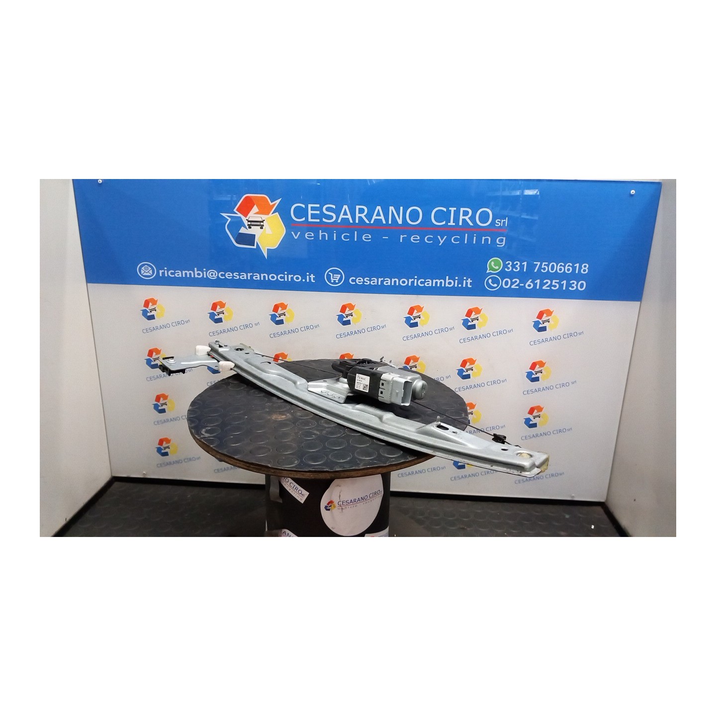 ALZACRISTALLO ELETTR. PORTA ANT. C/MOTORINO SX. 016 PEUGEOT 207 (06/09-) KFT 9221FT