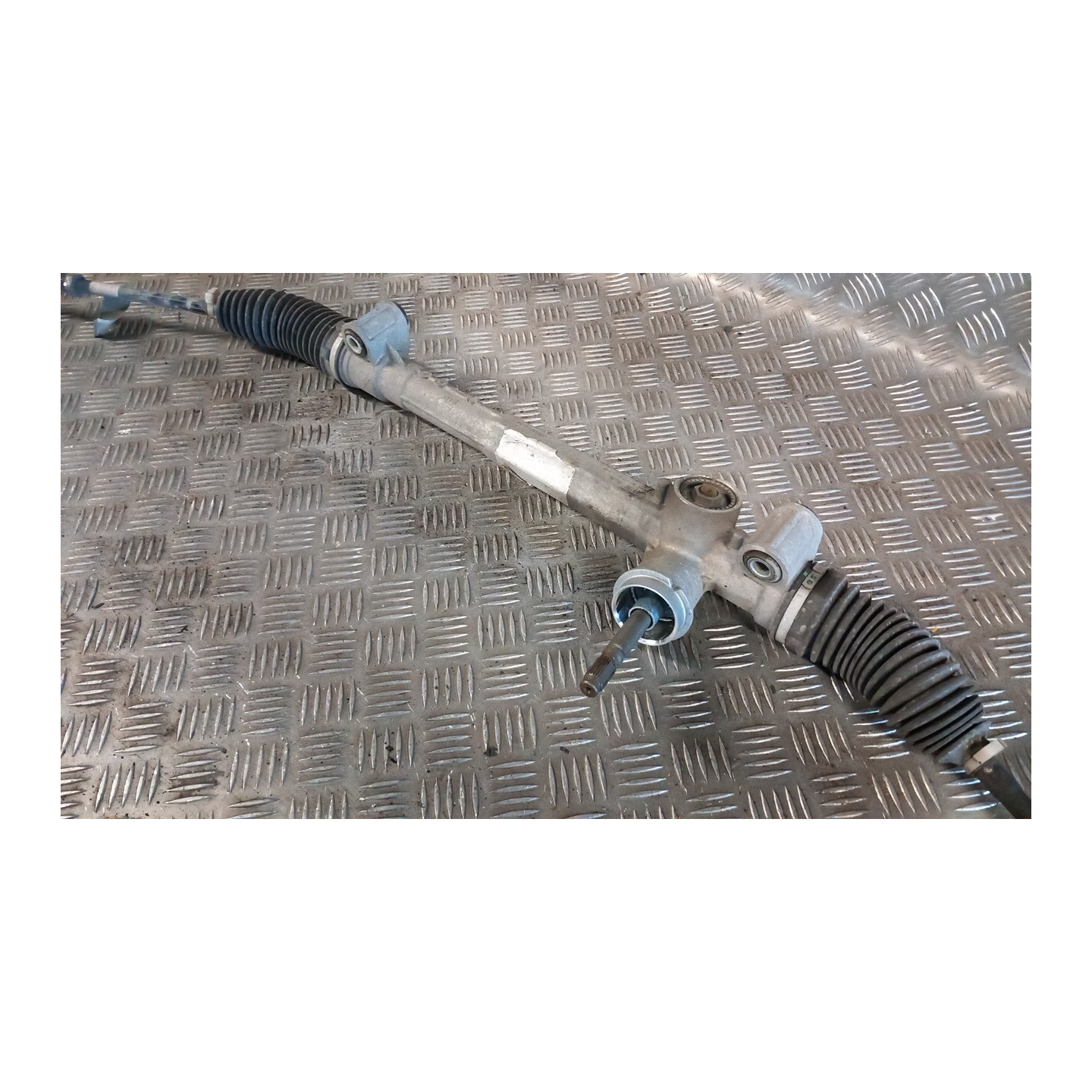 SCATOLA STERZO 069 OPEL CORSA (X15) (12/14-12/19) B14XER 39075196