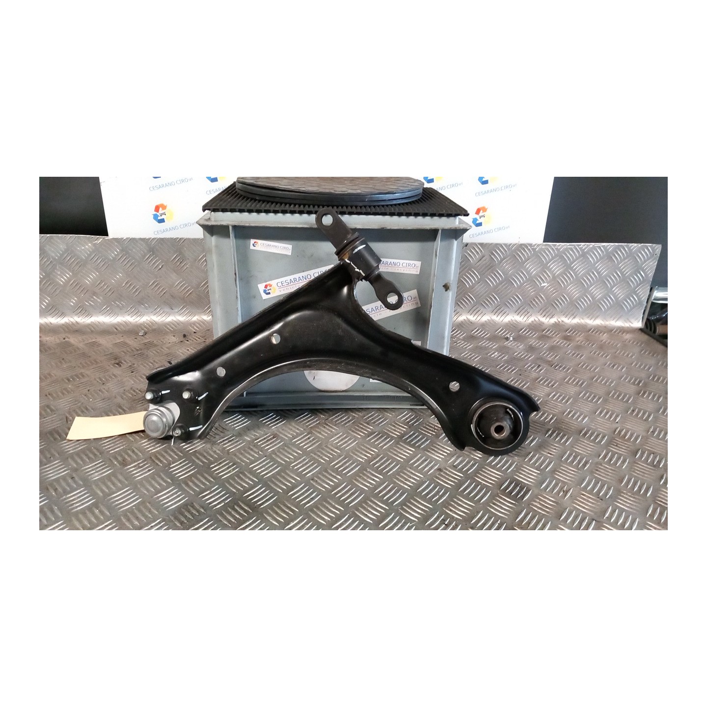 BRACCIO OSCILLANTE SOSP. ANT. DX. 082 KIA SPORTAGE 5A SERIE PLUG-IN (02/ G4FT 54501N9000