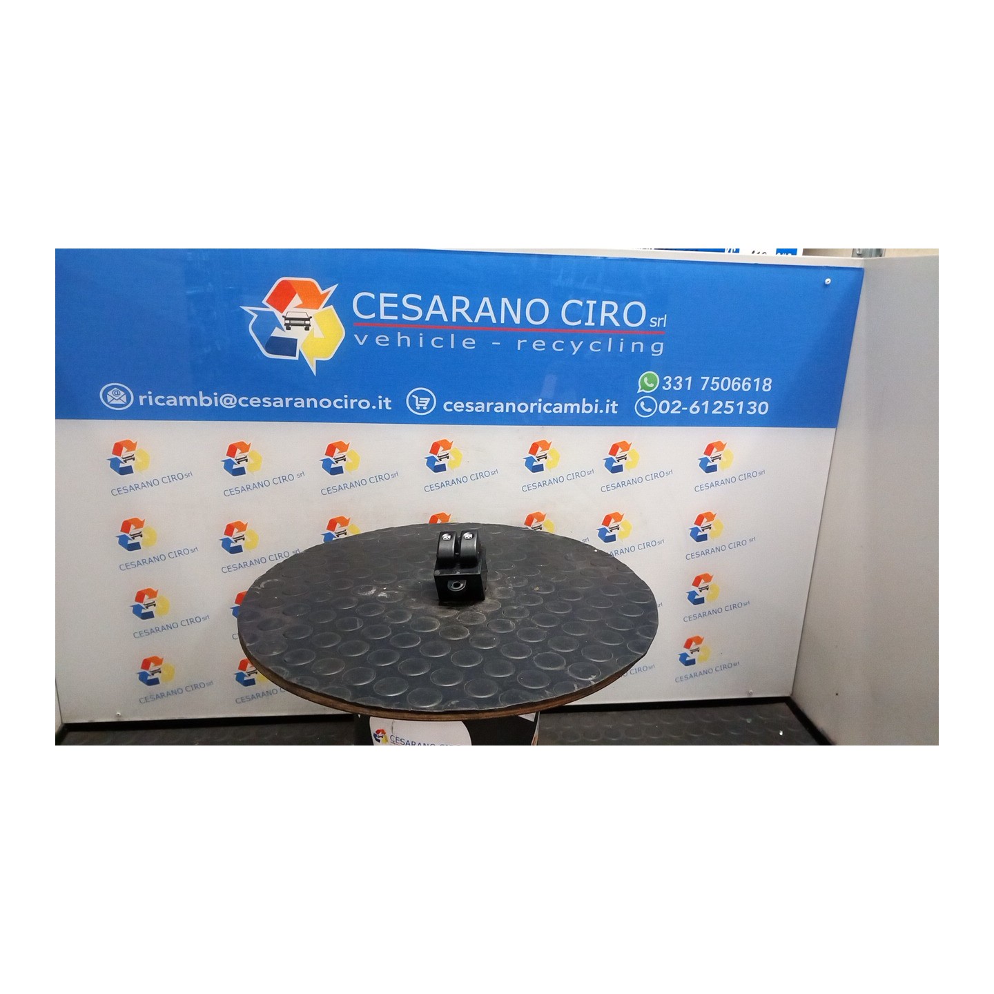 INTERRUTTORE ALZACRISTALLI PORTA ANT. 038 HYUNDAI ATOS PRIME (12/99-09/03) G4HCE 9358006000IJ