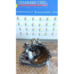 CAMBIO COMPL. 014 CHEVROLET (DAEWOO) AVEO (T300) (05/11-) A12XER 25183012